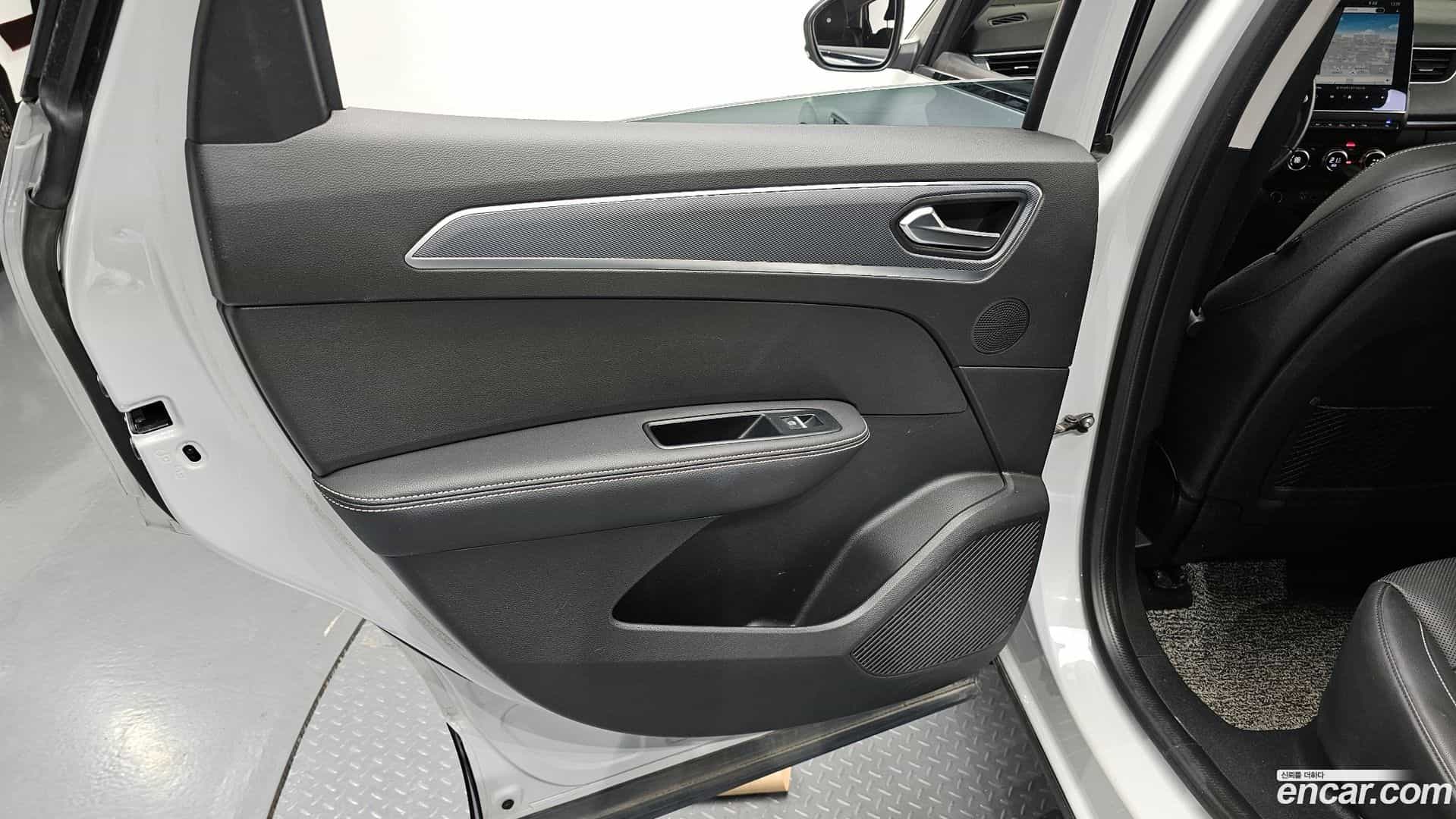 XM3 Renault Korea 2021.6-INNER-035
