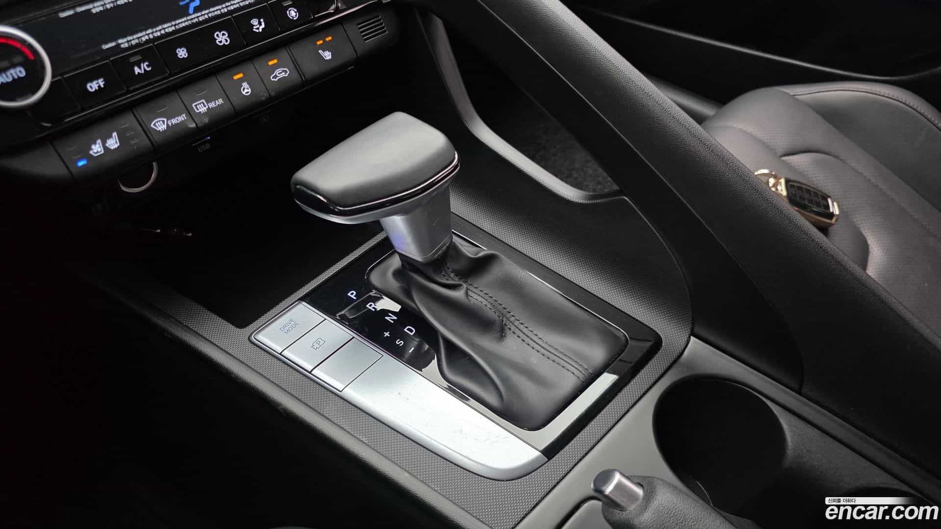 AVANTE Hyundai 2020.7-INNER-009