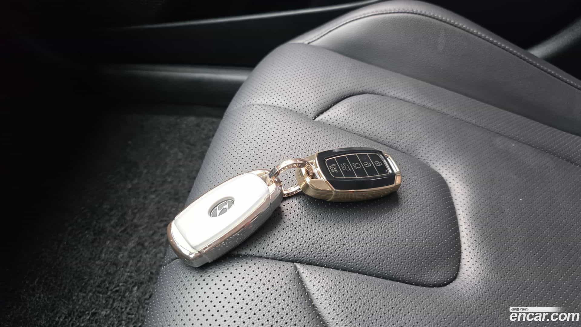 AVANTE Hyundai 2020.7-OPTION-023