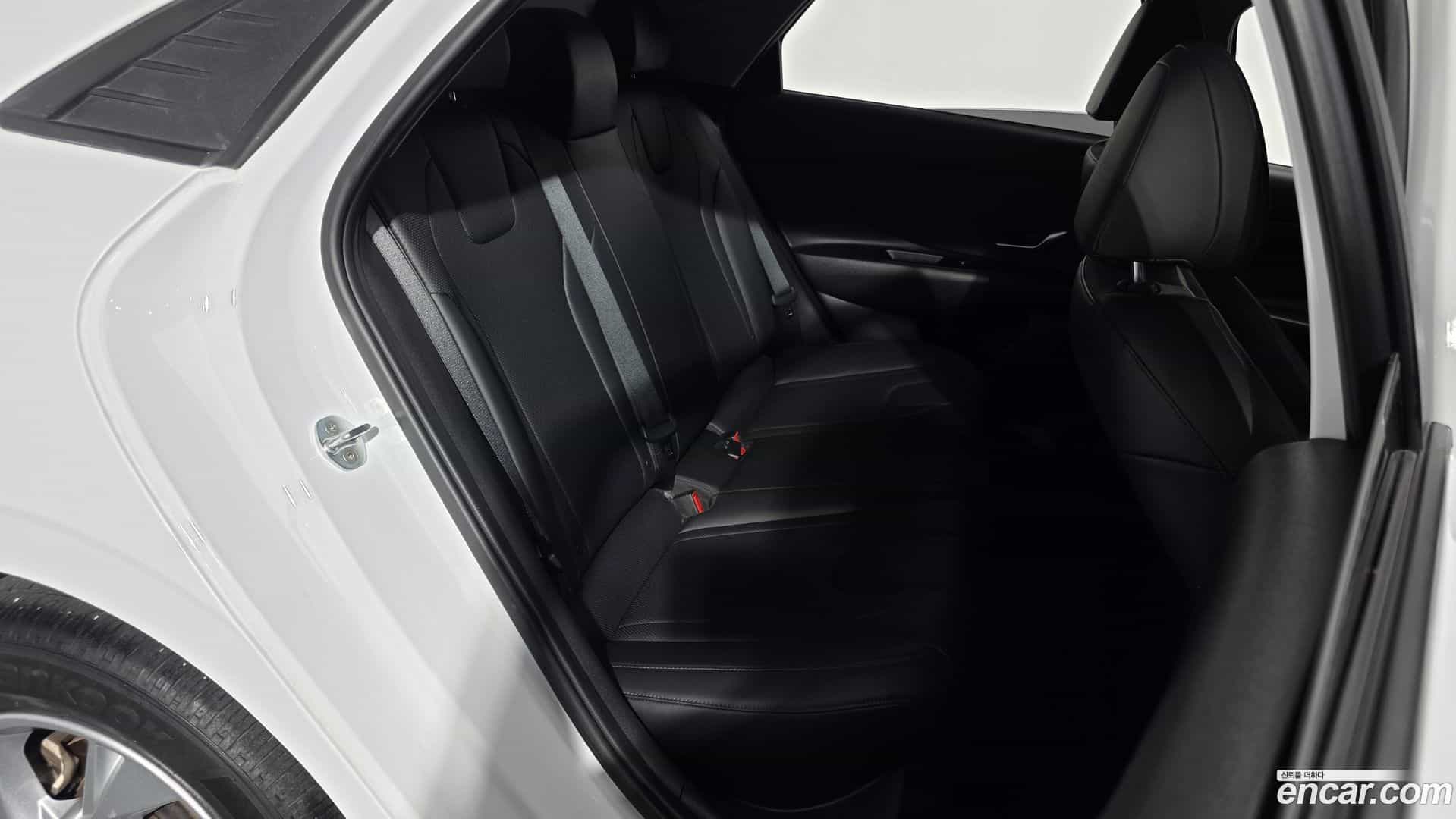 AVANTE Hyundai 2020.7-INNER-036