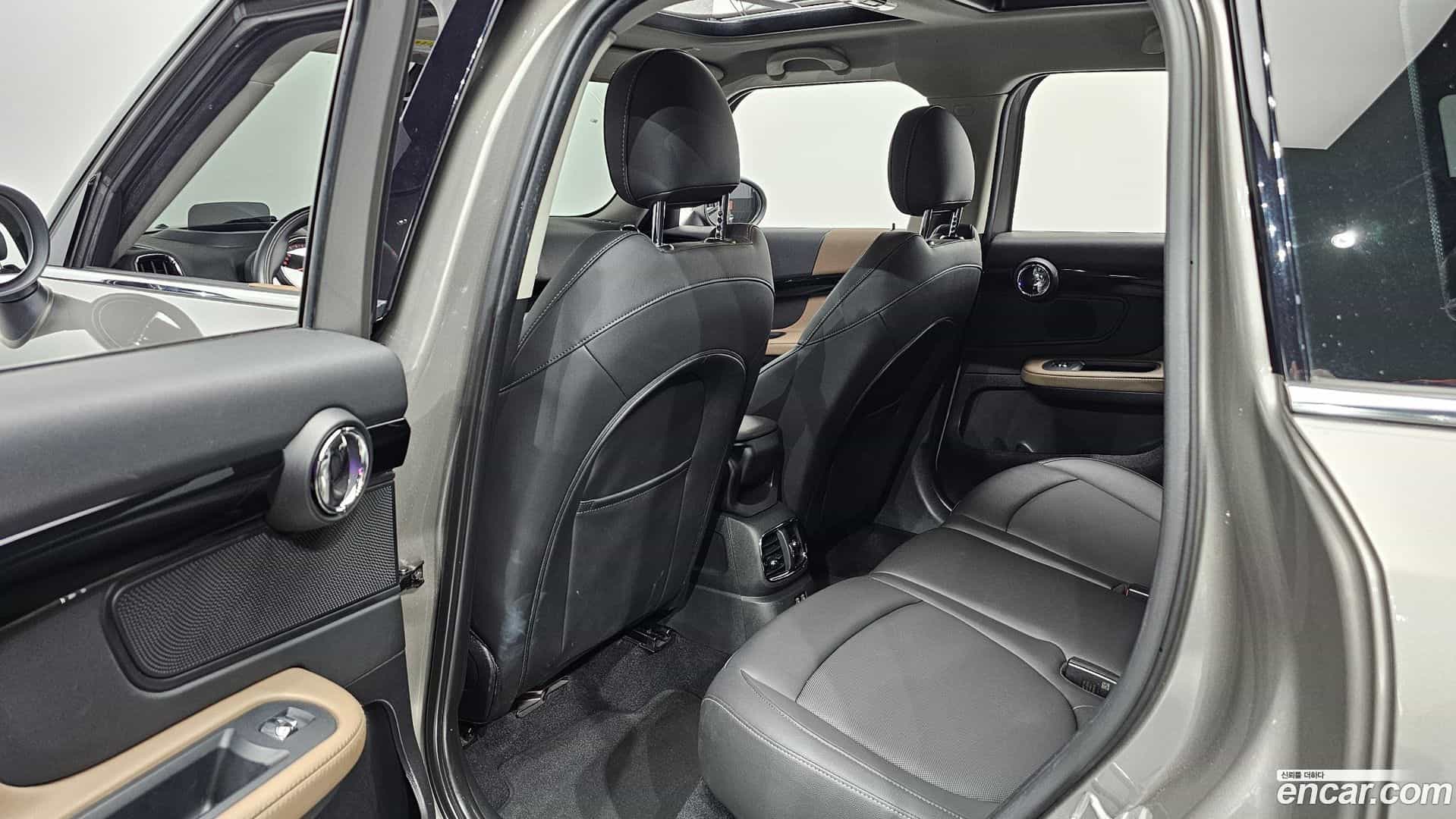 Countryman Mini 2019.9-INNER-036