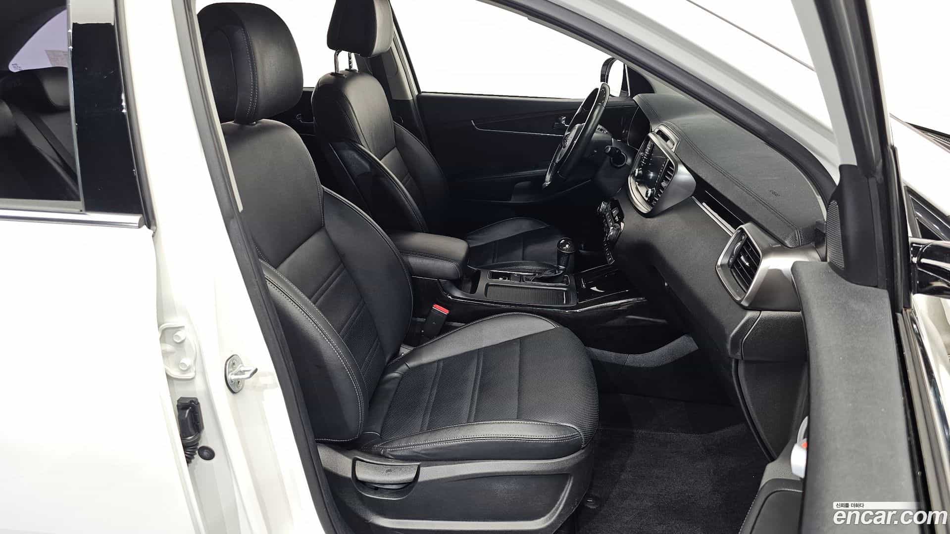 Sorento Kia 2017.5-OPTION-016