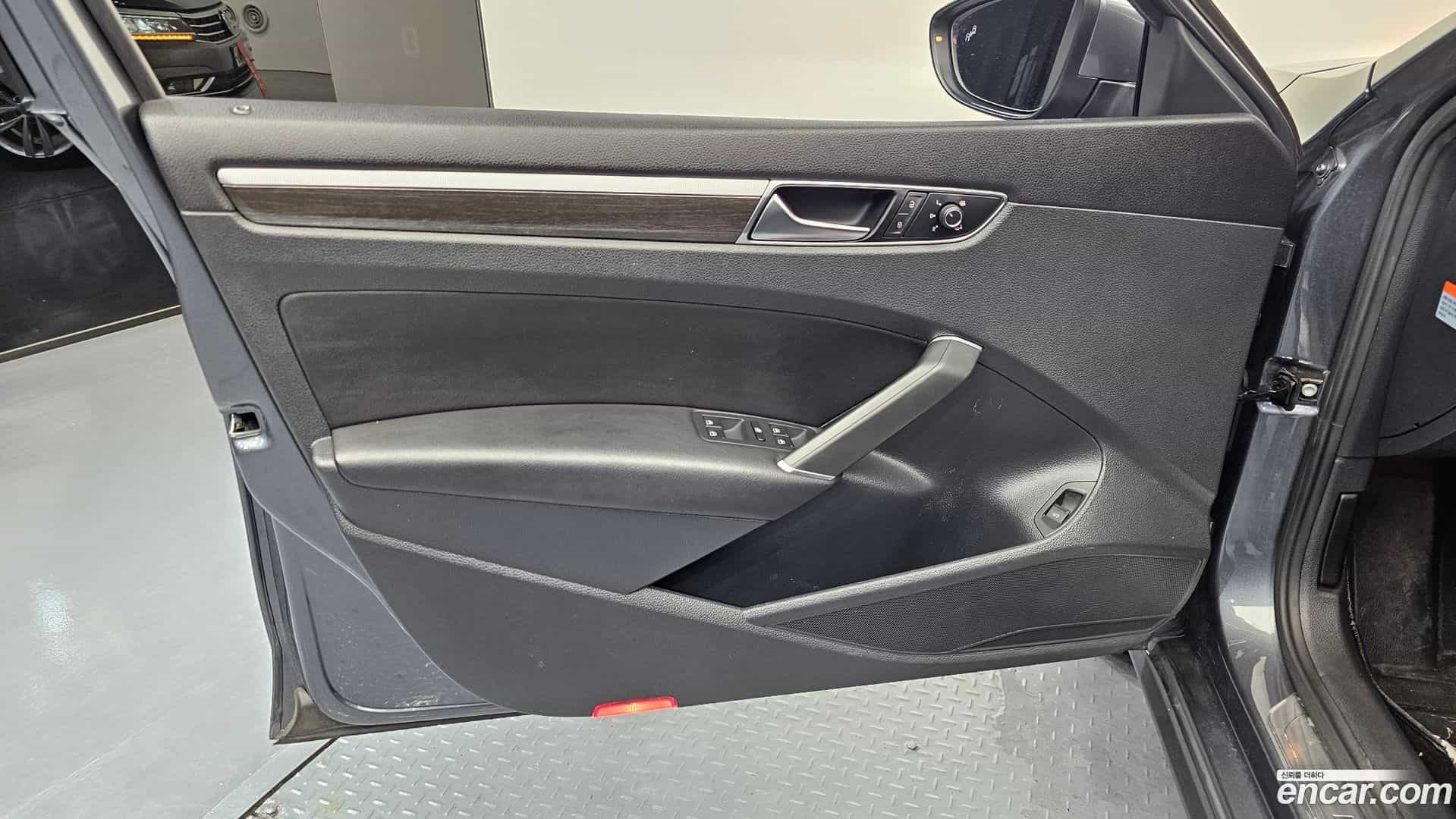 Passat Volkswagen 2018.9-INNER-034