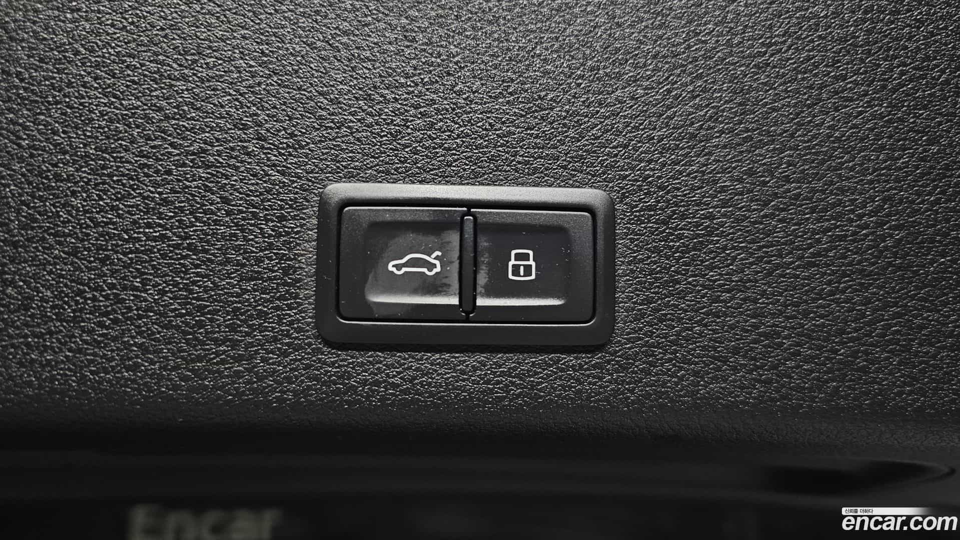 e-tron Audi 2020.11-OPTION-024