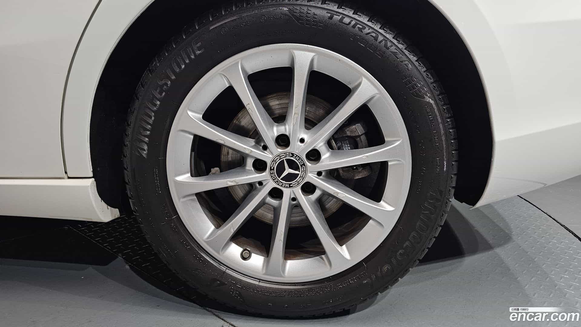 A-Class Mercedes-Benz 2020.2-OUTER-031