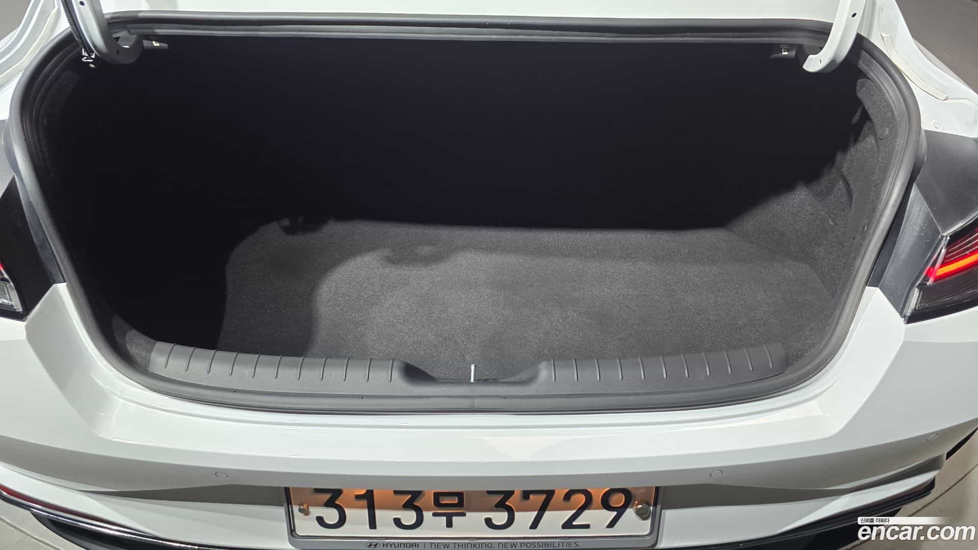 AVANTE Hyundai 2020.5-OPTION-024
