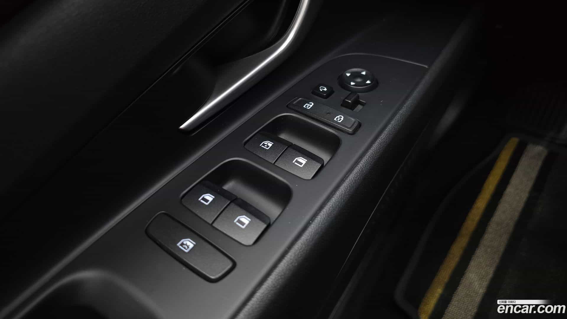 AVANTE Hyundai 2020.5-OPTION-040