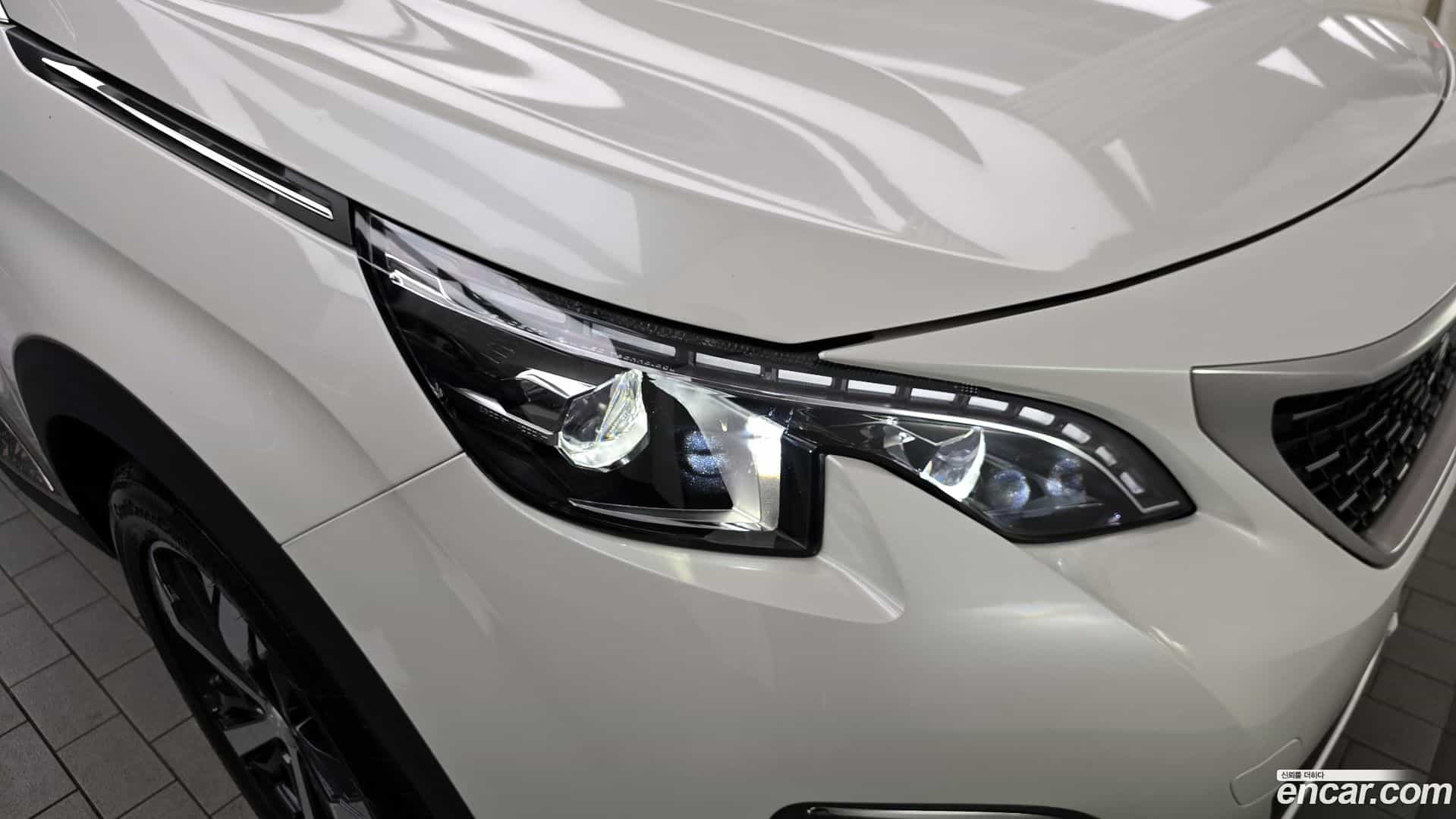 3008 Peugeot 2020.6-OUTER-032