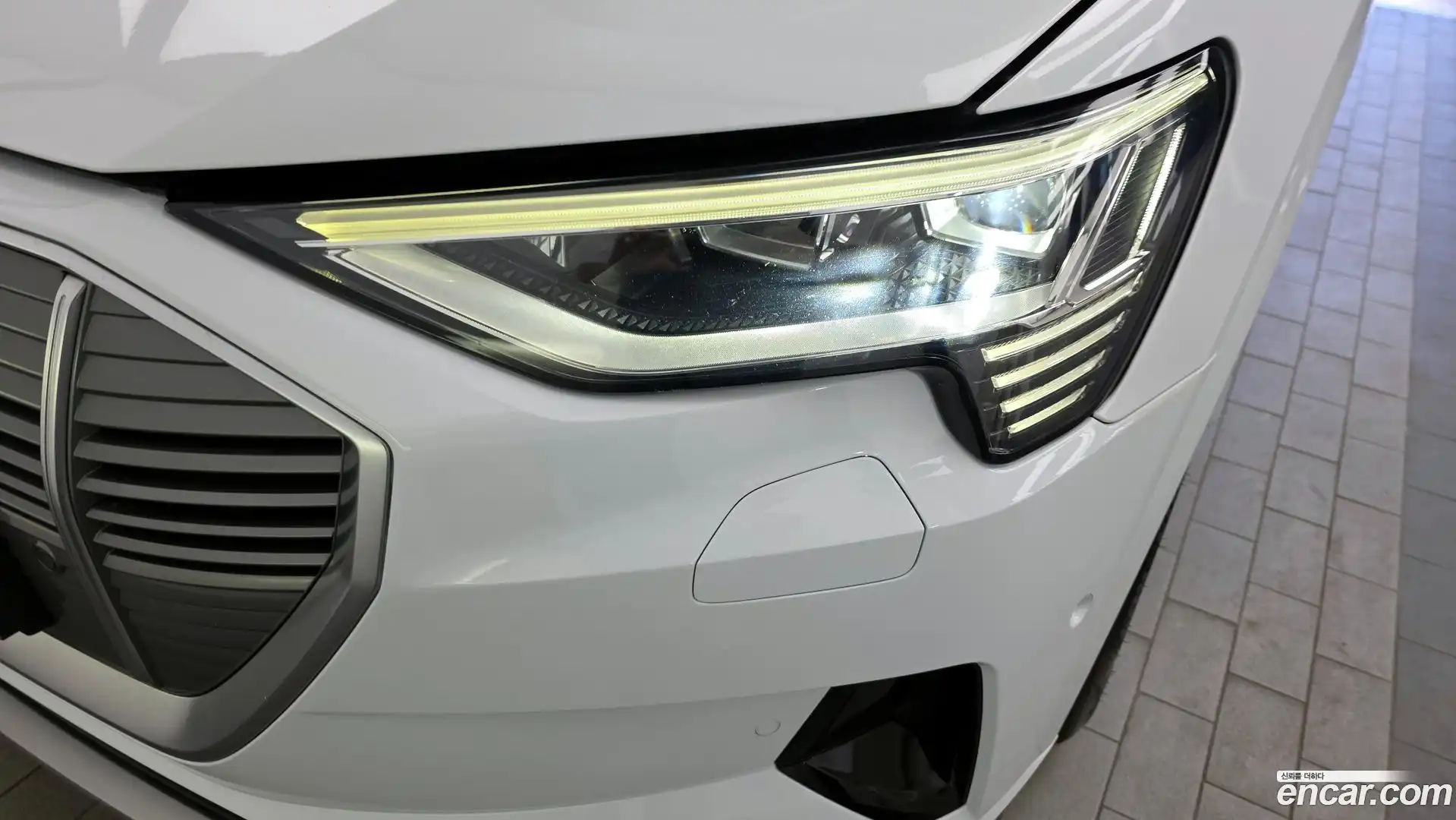 e-tron Audi 2021.10-OUTER-032