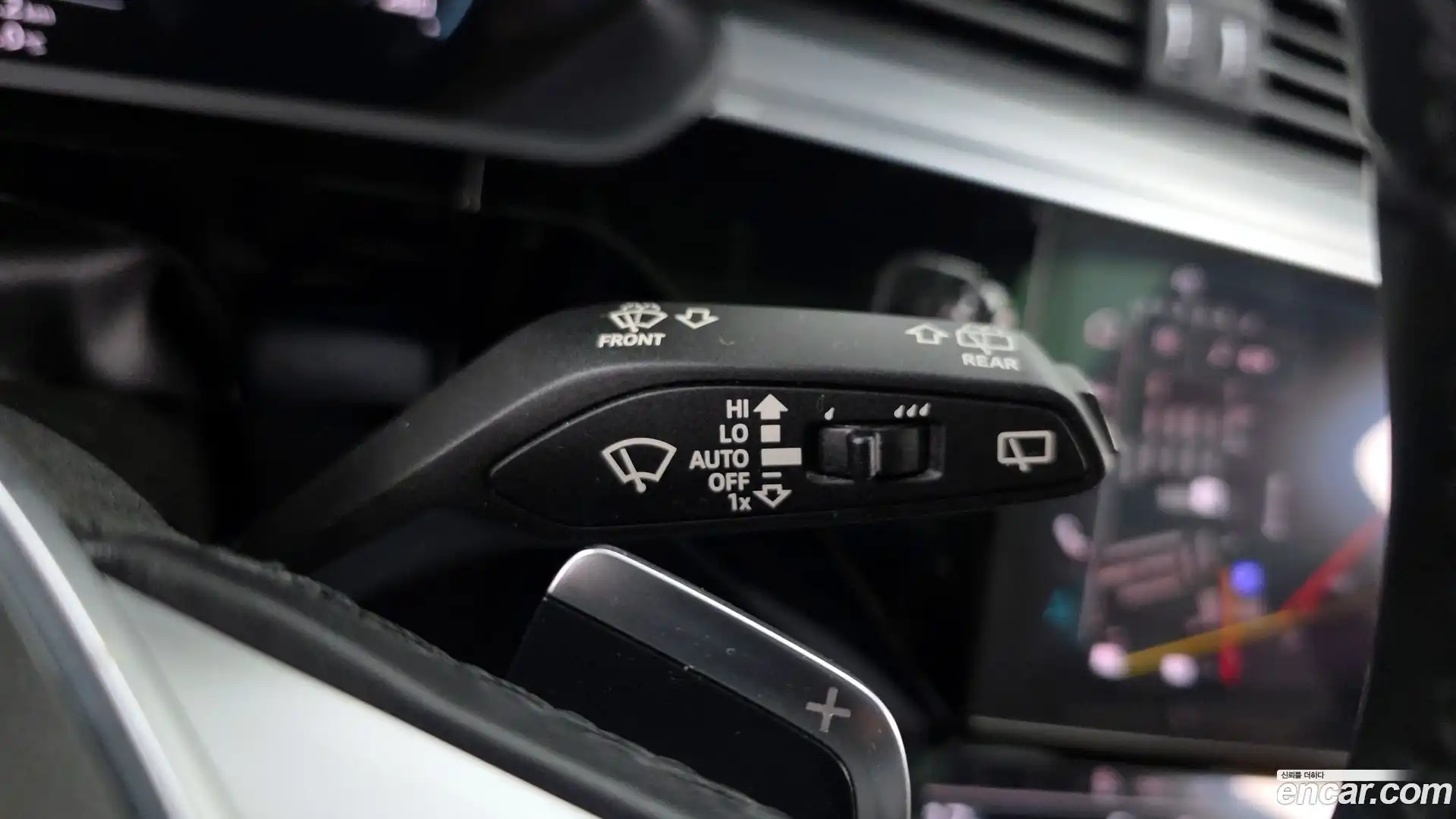 e-tron Audi 2021.10-OPTION-044