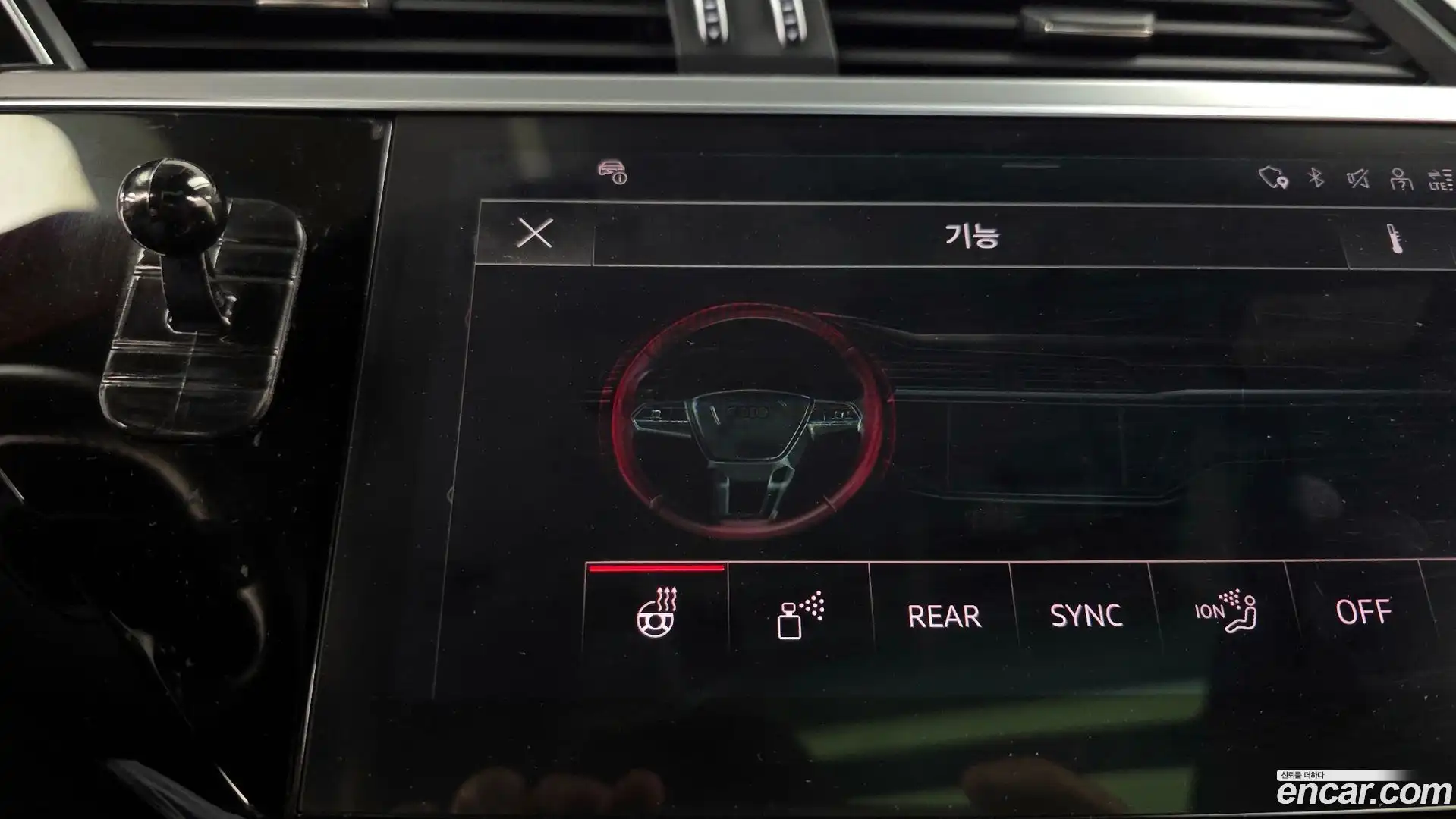 e-tron Audi 2021.10-OPTION-047