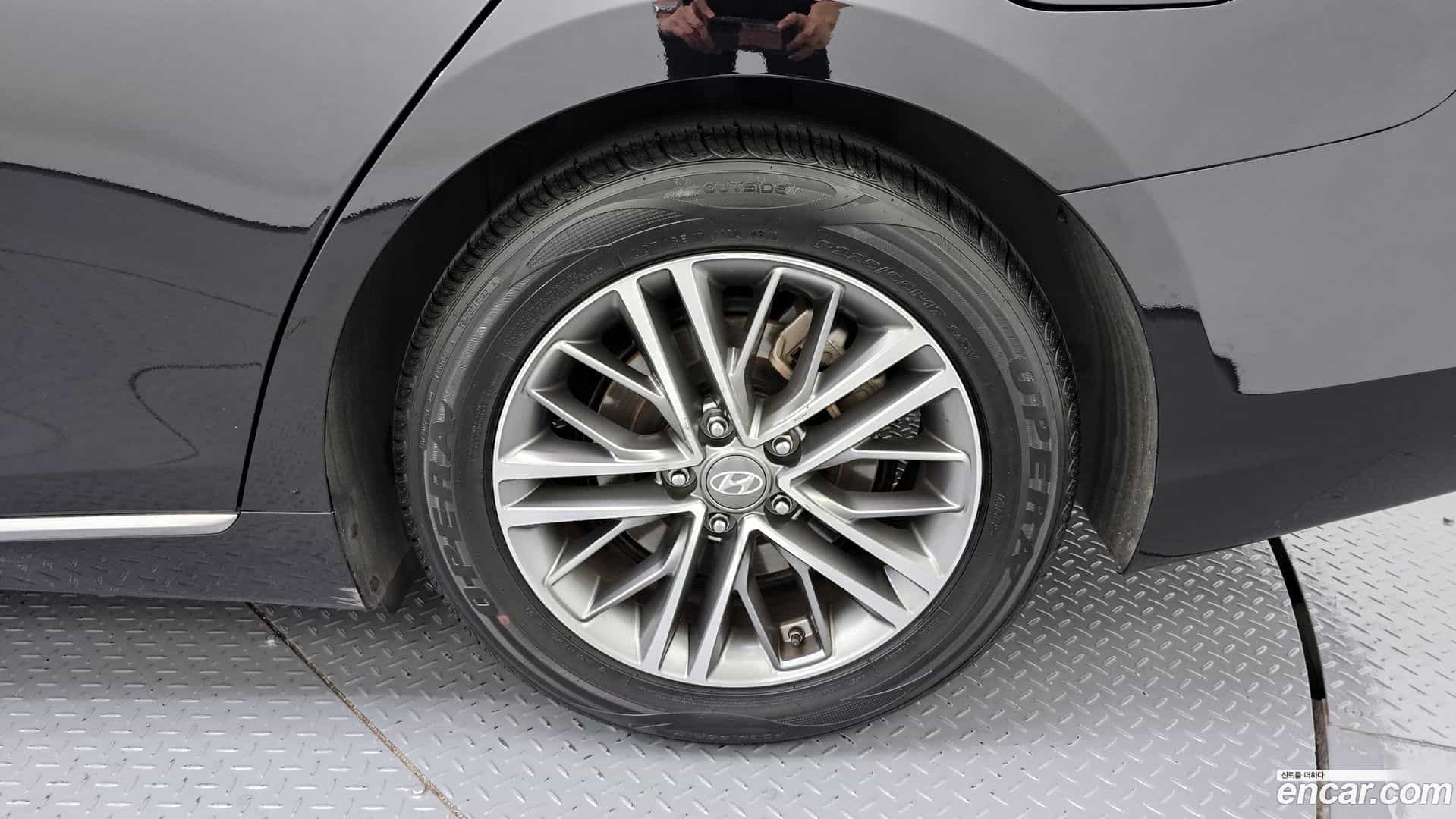 Grandeur Hyundai 2019.4-OUTER-031