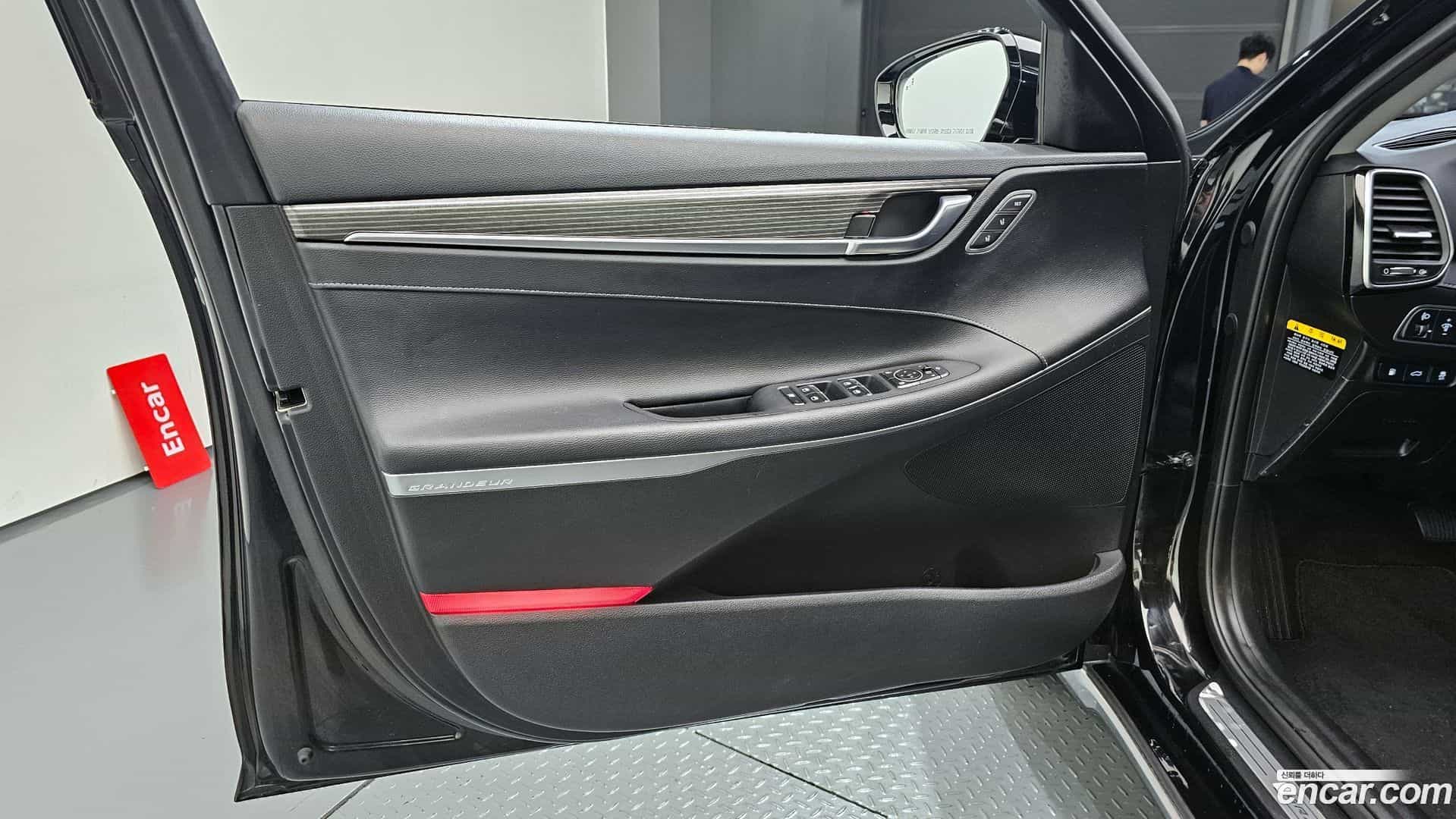 Grandeur Hyundai 2019.4-INNER-034