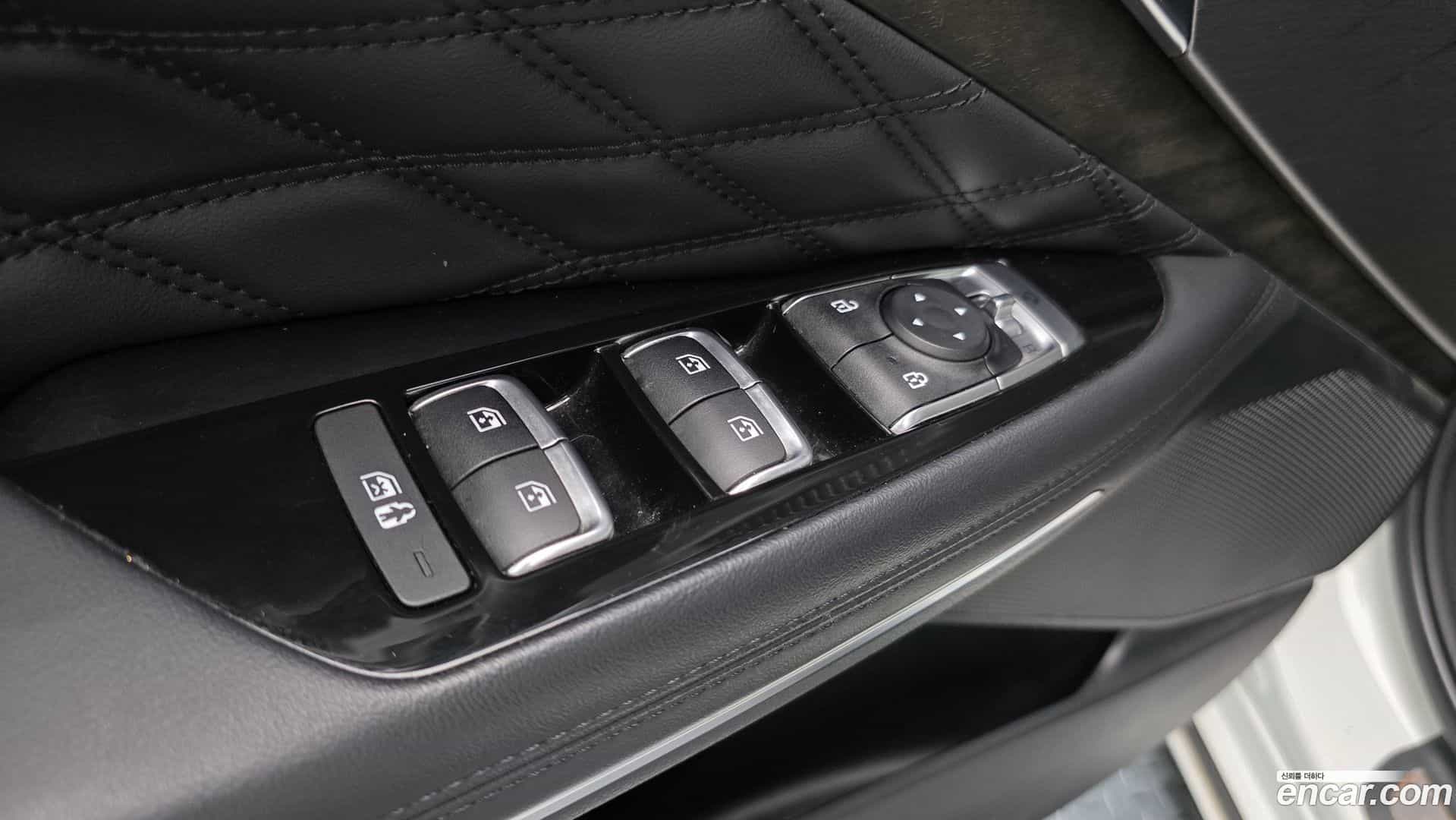 K8 Kia 2022.4-OPTION-019
