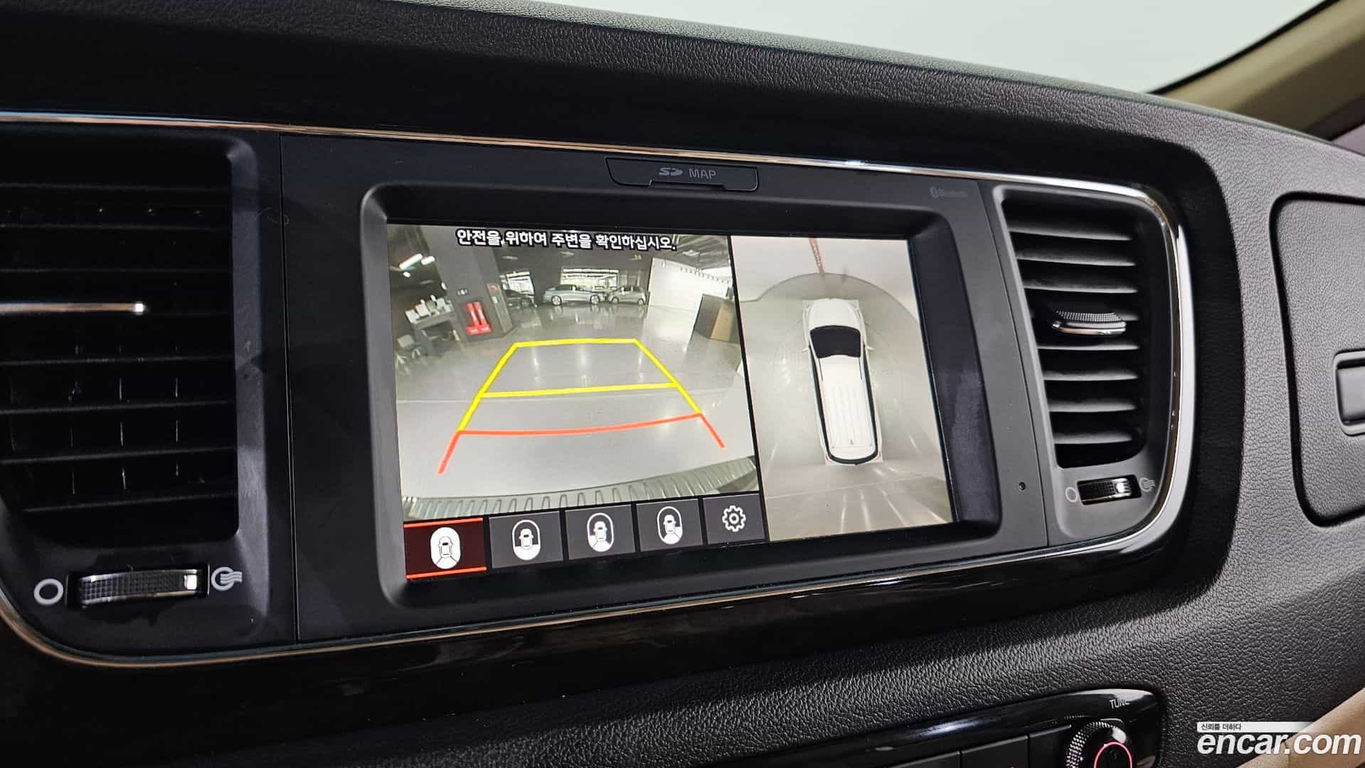 Canival Kia 2019.4-OPTION-020