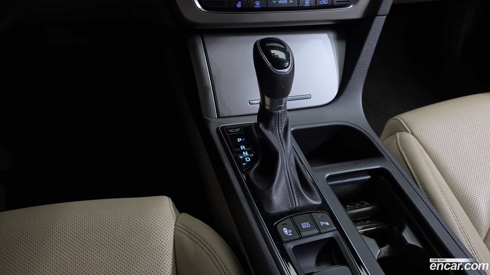 Sonata Hyundai 2015.7-INNER-009