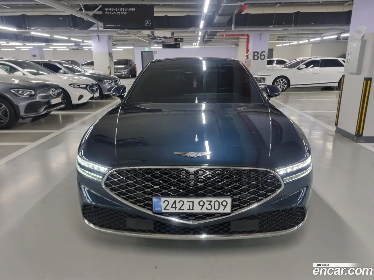 Main__Slider__Photo:G90 Genesis 2022.5-0