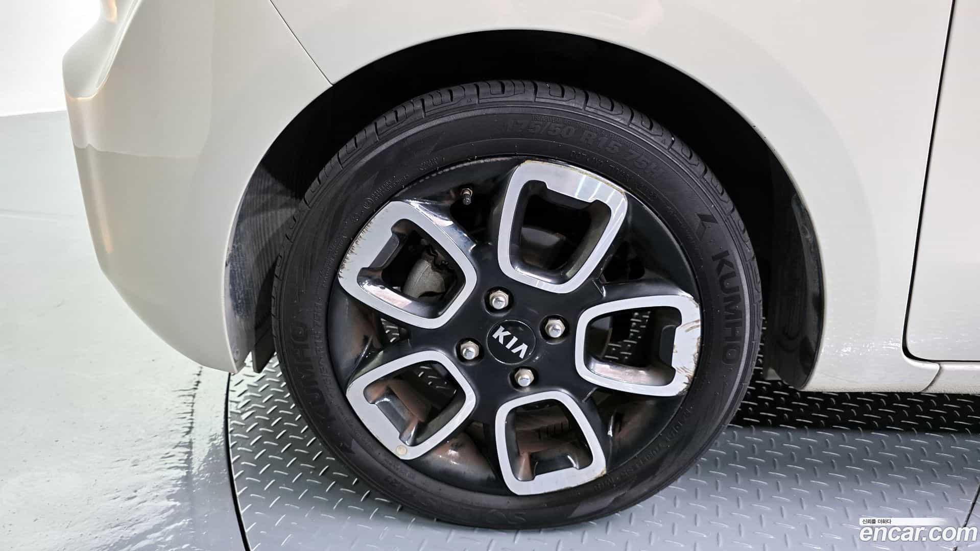 RAY Kia 2018.10-OUTER-005