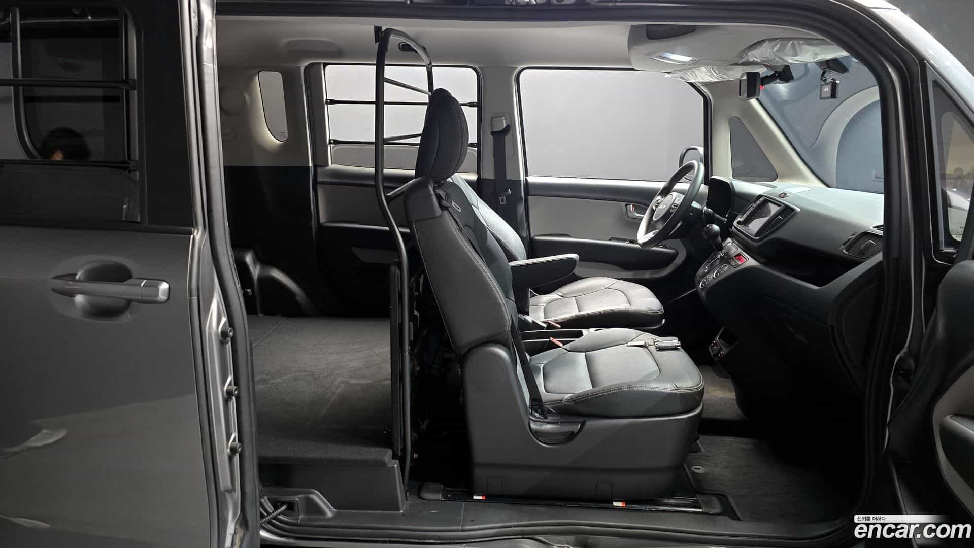 RAY Kia 2023.7-INNER-036