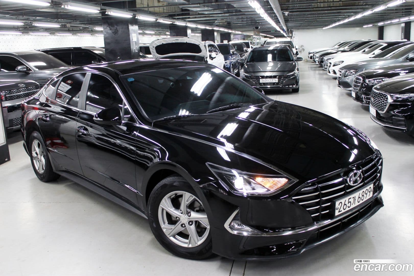 Main__Slider__Photo:Sonata Hyundai 2019.4-0