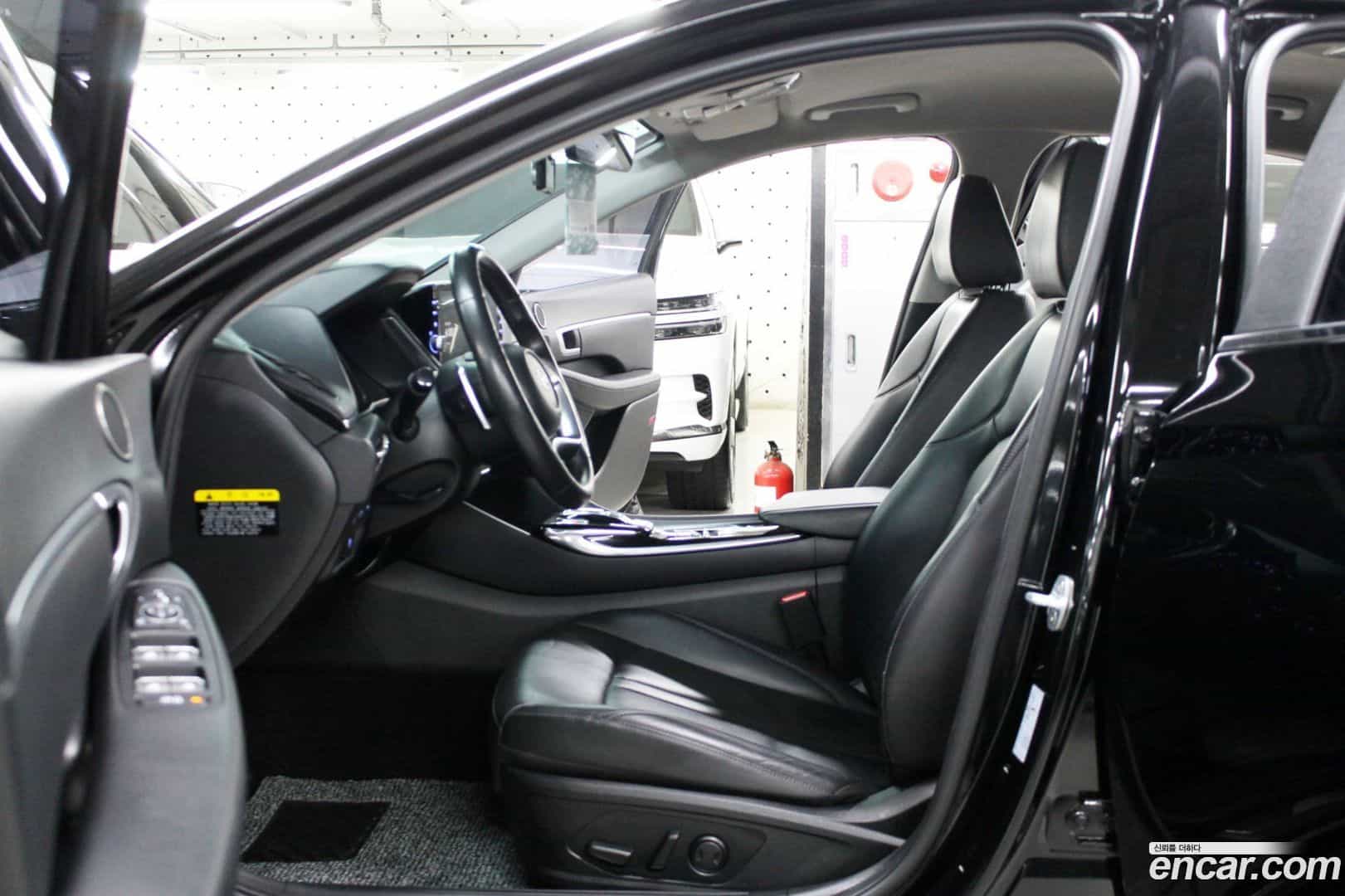 Sonata Hyundai 2019.4-OPTION-017