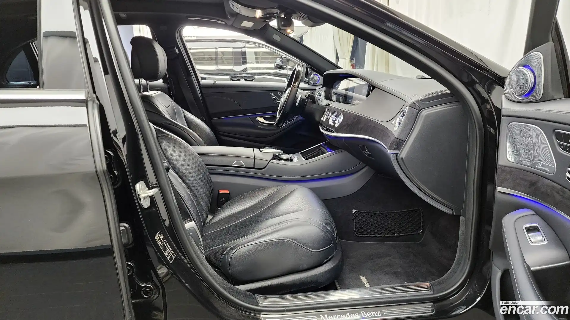 S-Class Mercedes-Benz 2017.10-OPTION-015