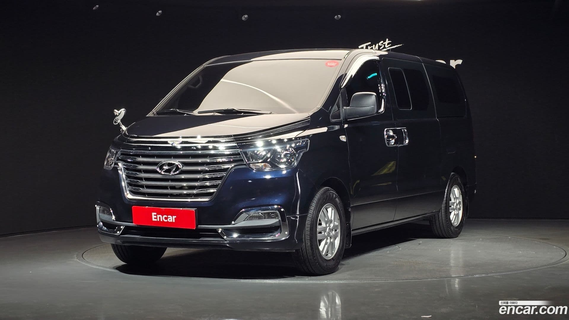 Main__Slider__Photo:Starex Hyundai 2019.4-0