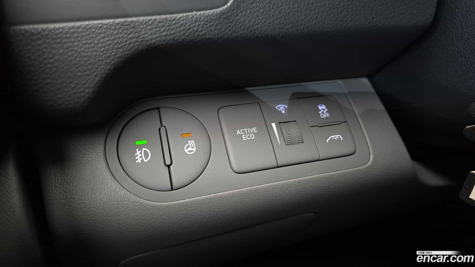 Starex Hyundai 2019.4-OPTION-021