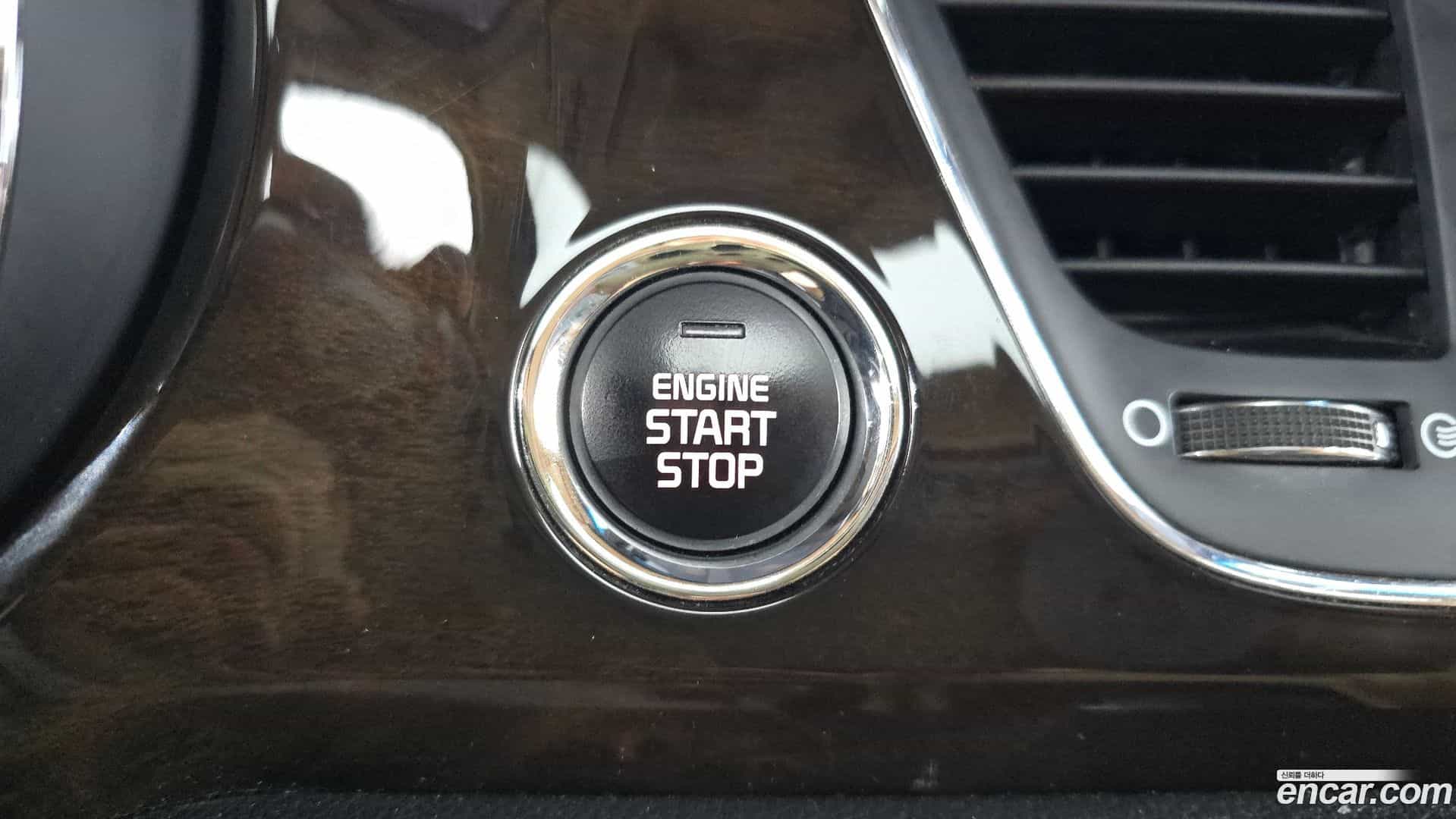 Canival Kia 2019.2-OPTION-041