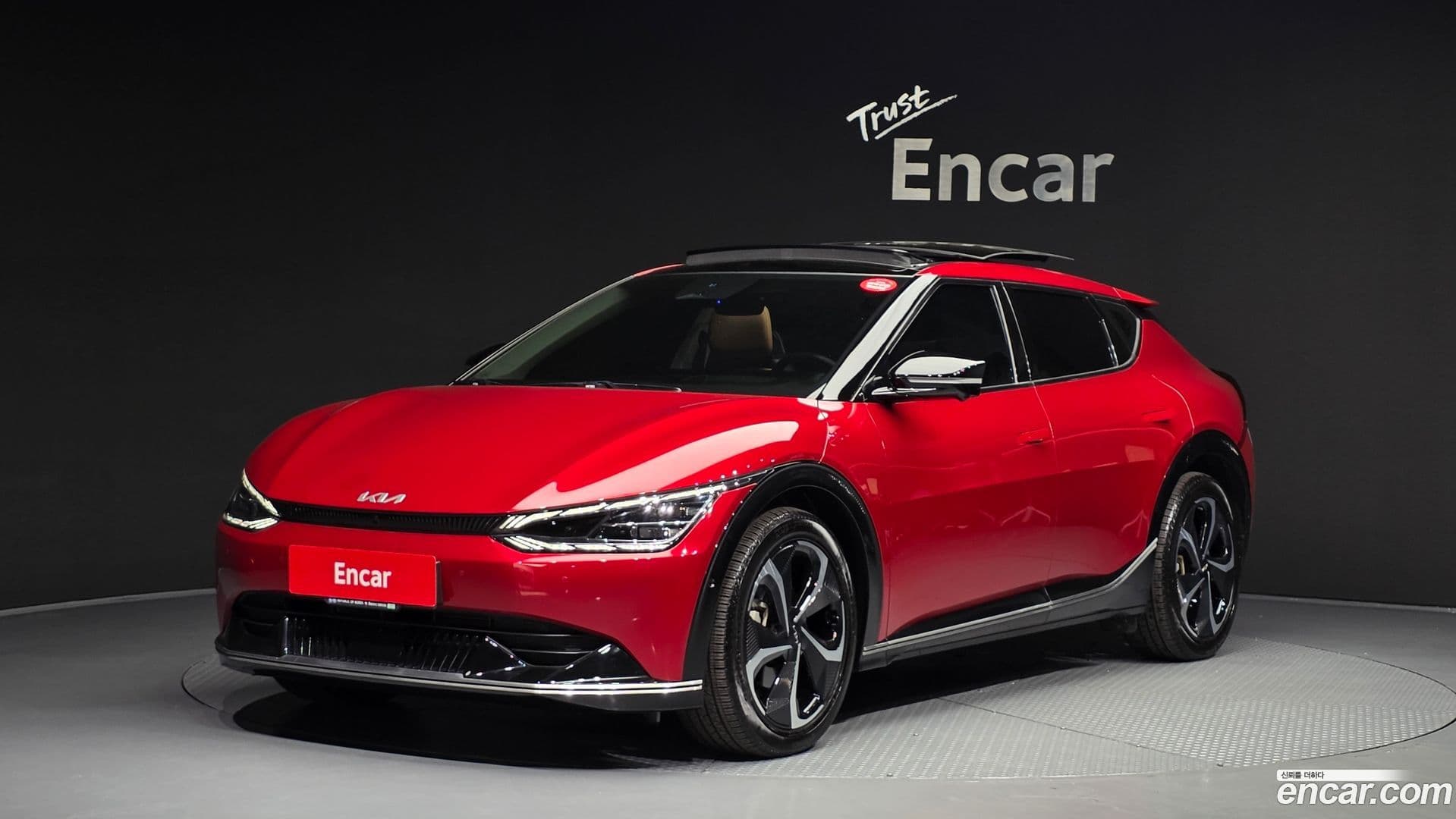 Main__Slider__Photo:EV6 Kia 2022.1-0