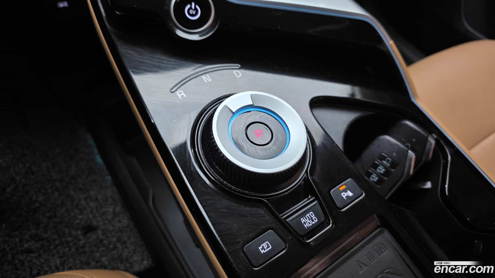 EV6 Kia 2022.1-INNER-009