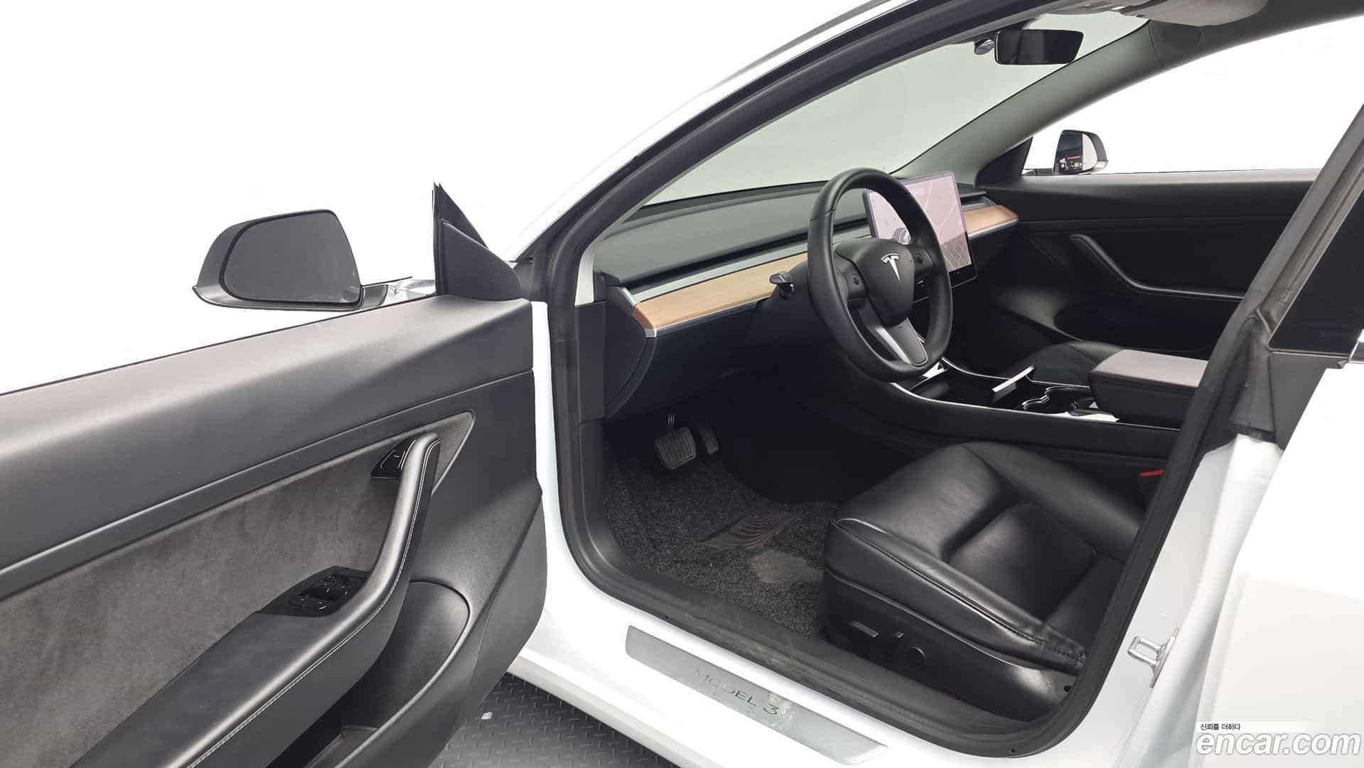 Model 3 Tesla 2020.5-INNER-010