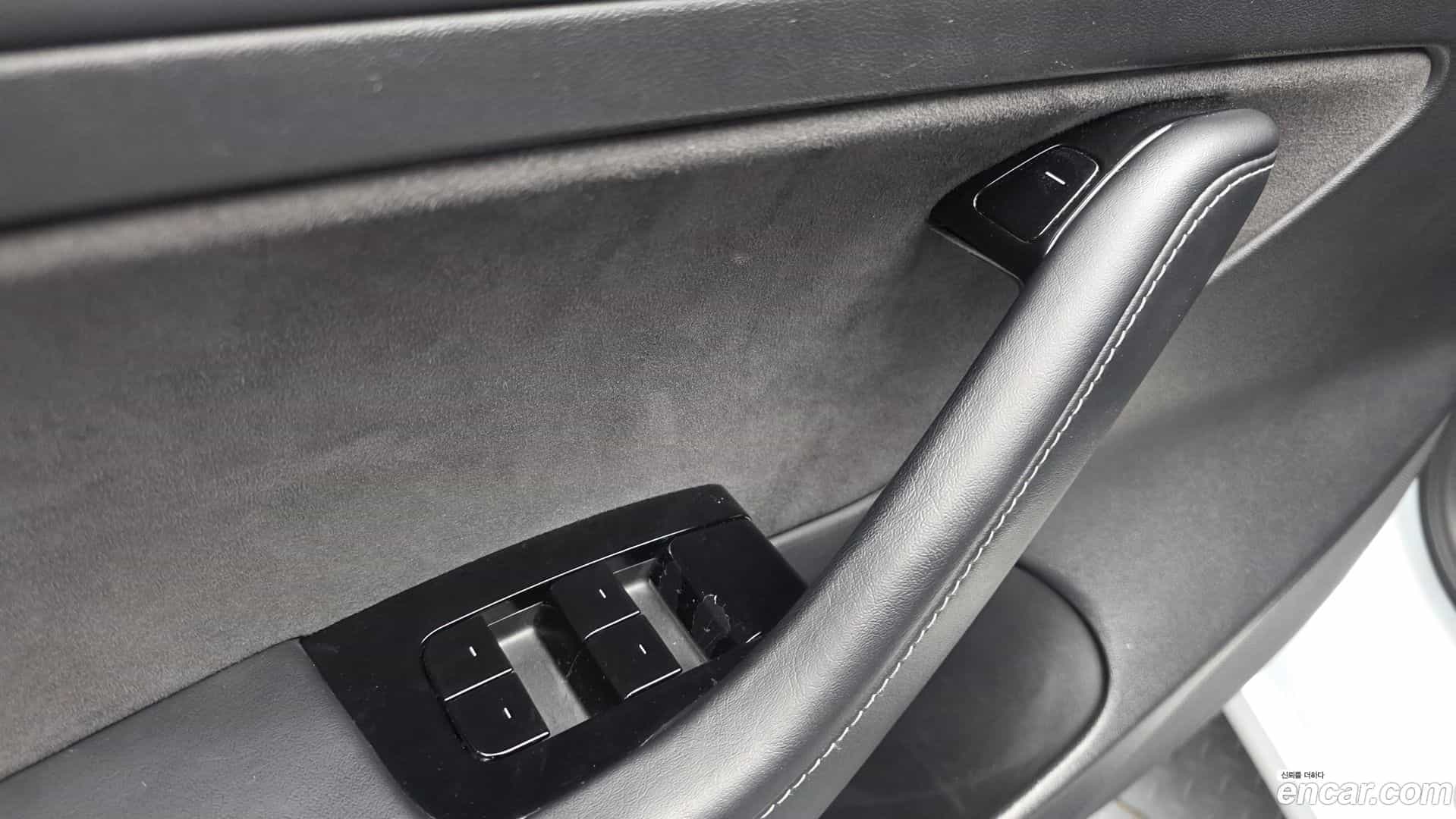 Model 3 Tesla 2020.5-OPTION-043