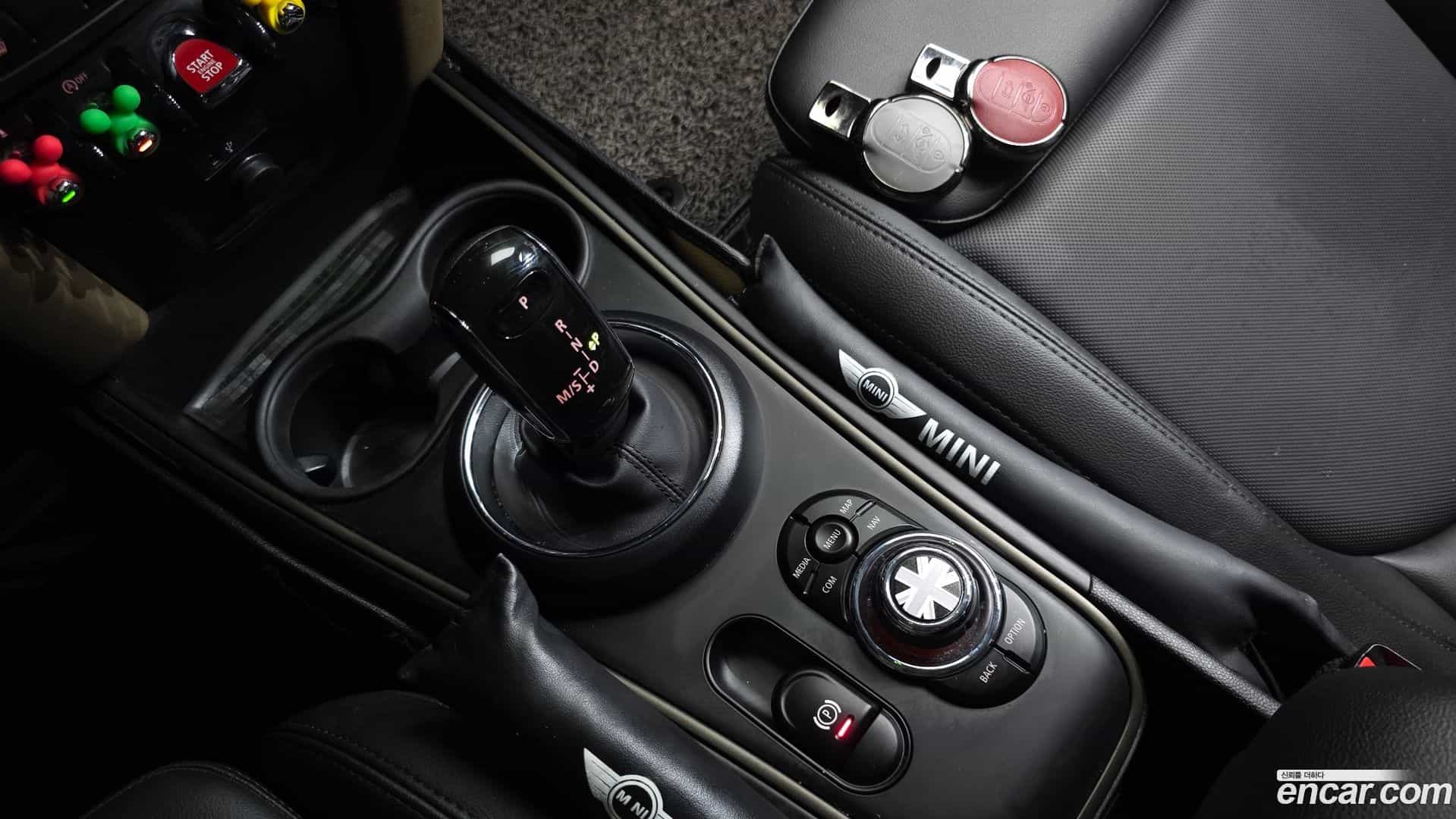 Countryman Mini 2020.4-INNER-009