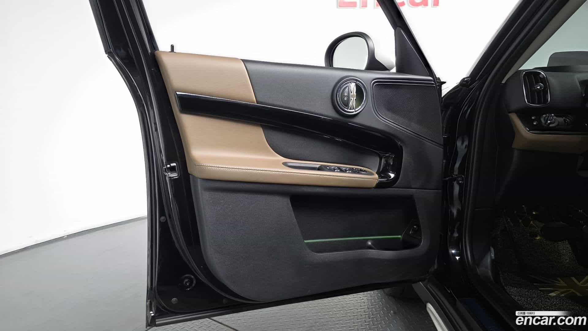 Countryman Mini 2020.4-INNER-034