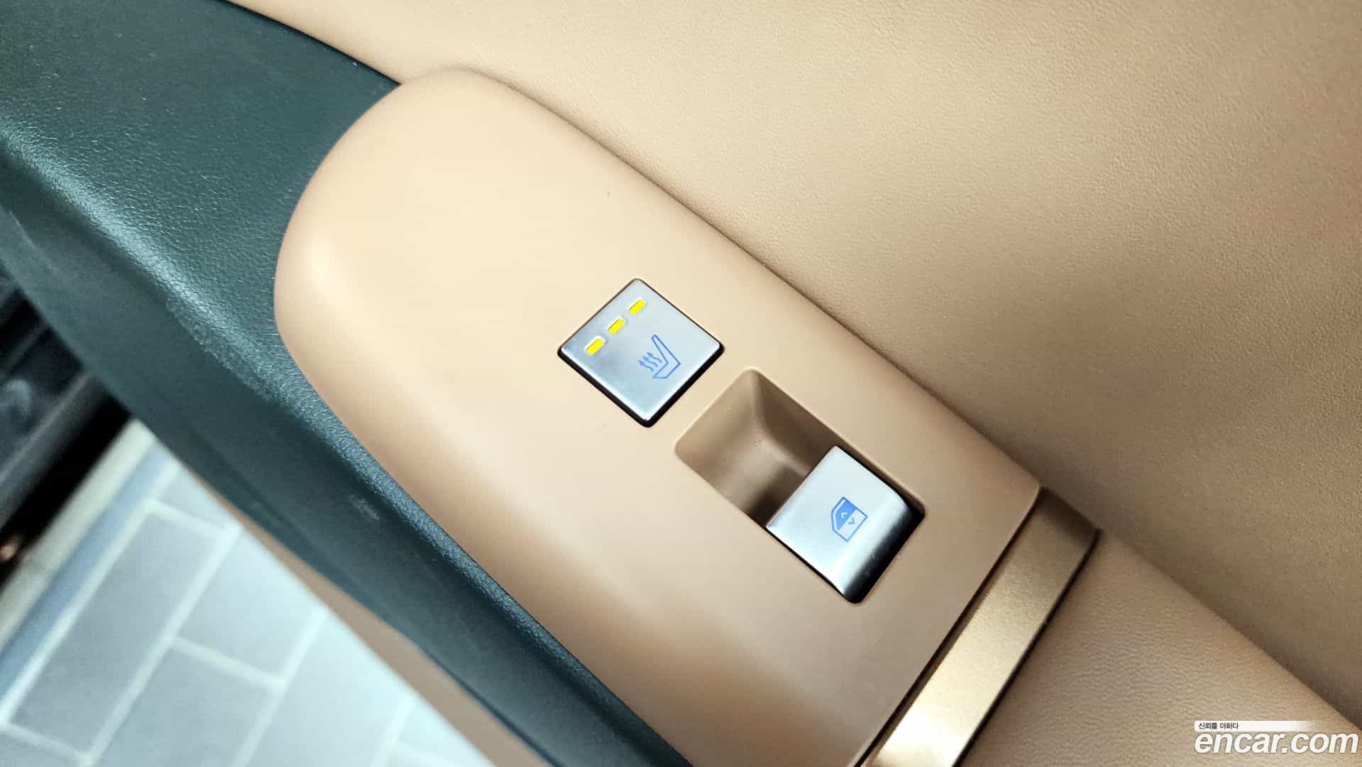Grandeur Hyundai 2024.4-OPTION-023