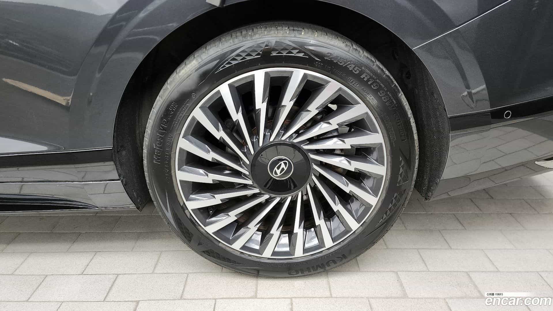 Grandeur Hyundai 2024.4-OUTER-031