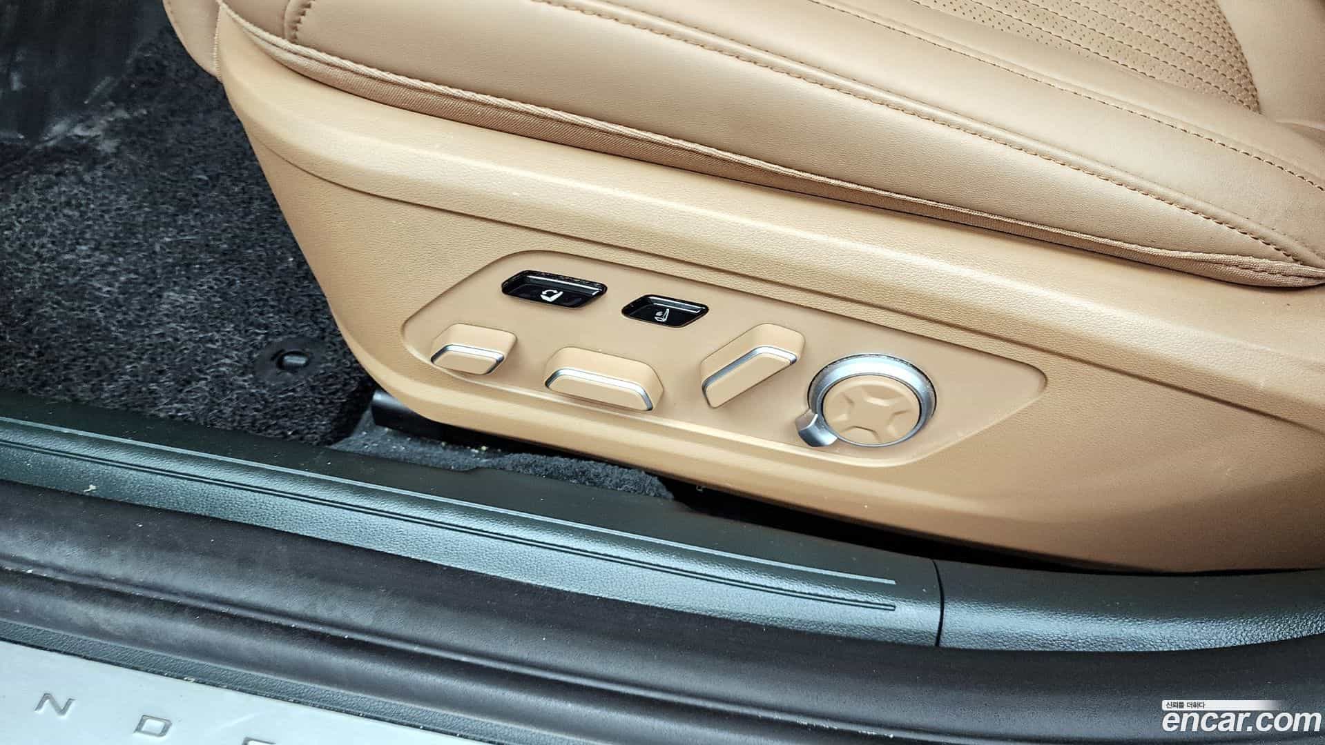 Grandeur Hyundai 2024.4-OPTION-044