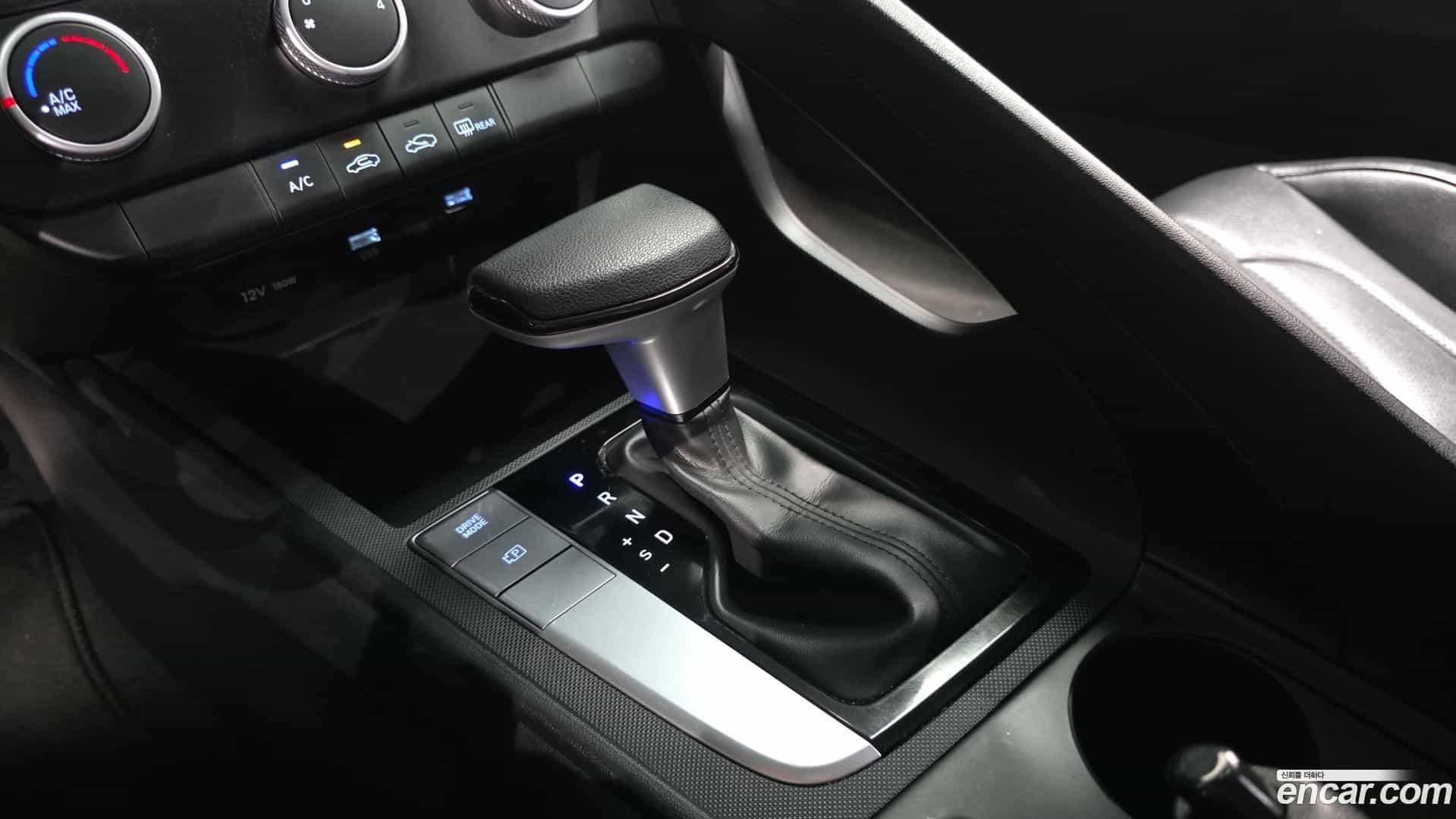 AVANTE Hyundai 2022.3-INNER-009