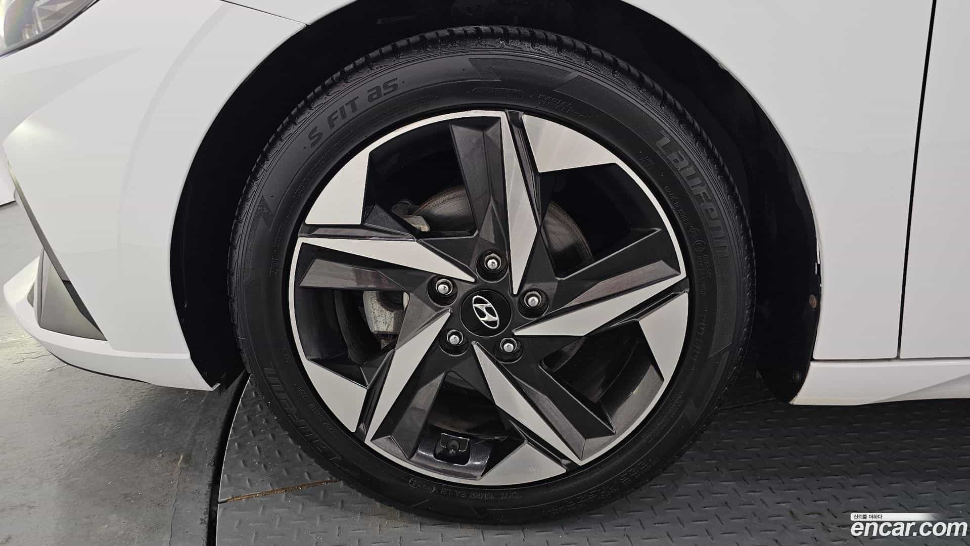 AVANTE Hyundai 2020.3-OUTER-005