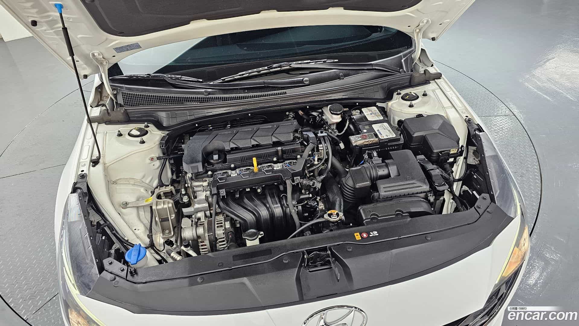 AVANTE Hyundai 2022.6-OUTER-006