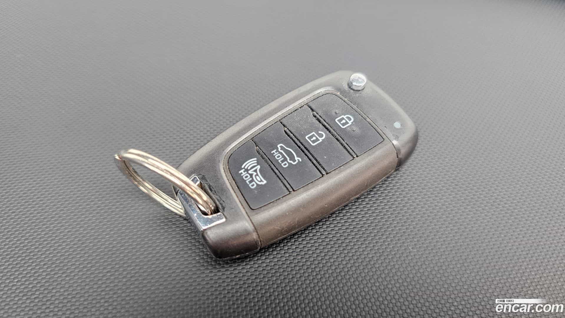 AVANTE Hyundai 2022.6-OPTION-022