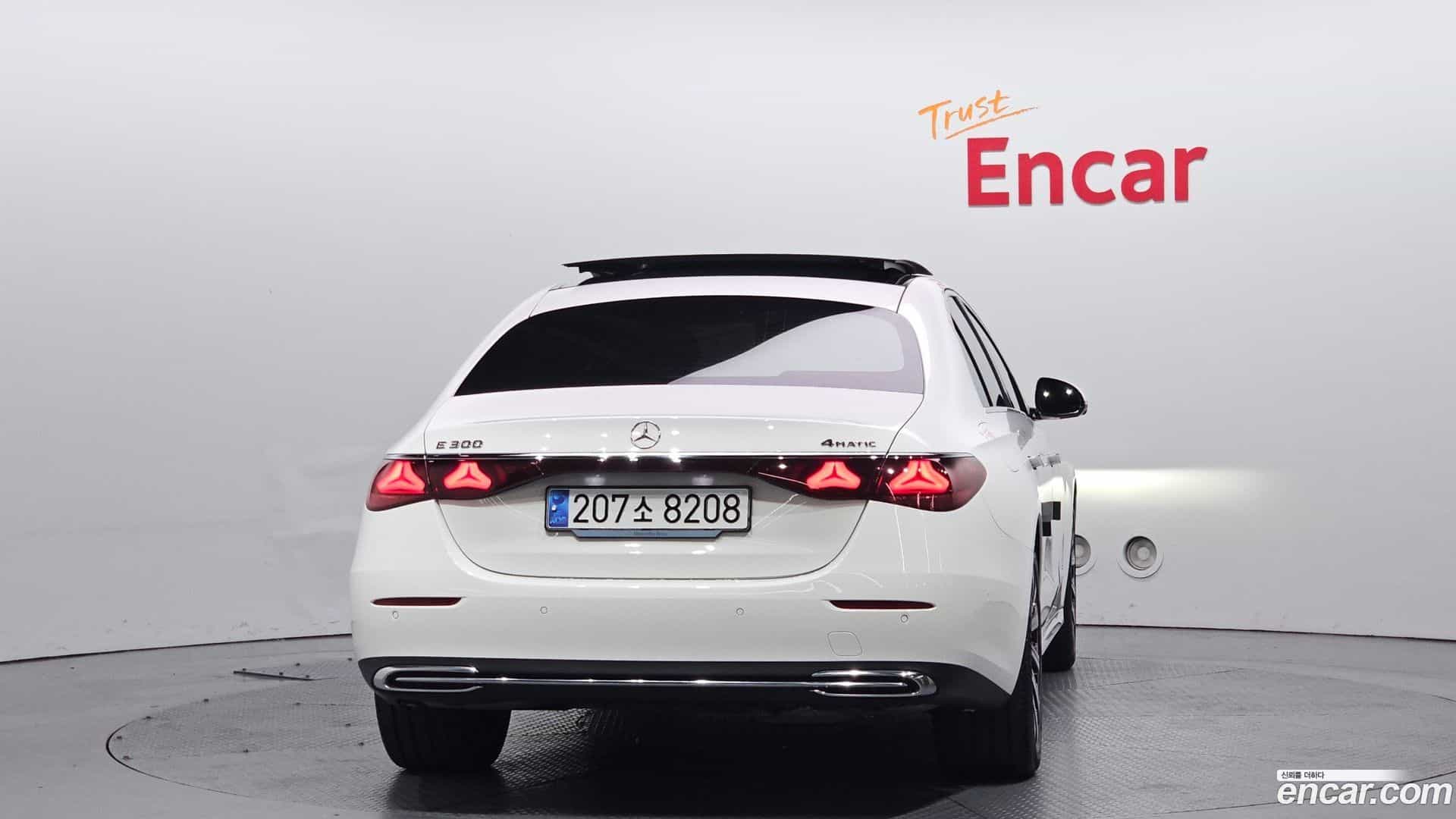 E-Class Mercedes-Benz 2024.4-OUTER-004
