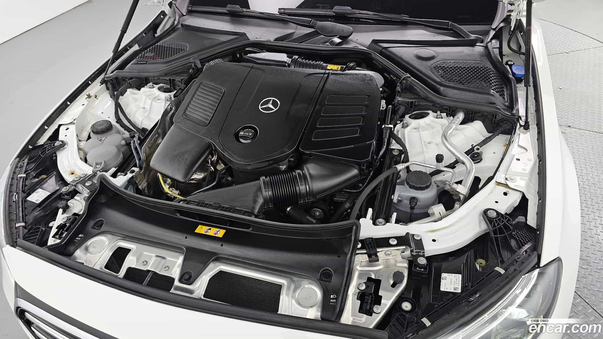 E-Class Mercedes-Benz 2024.4-OUTER-006