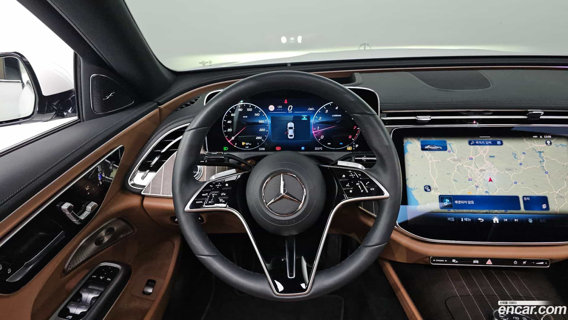 E-Class Mercedes-Benz 2024.4-OPTION-016