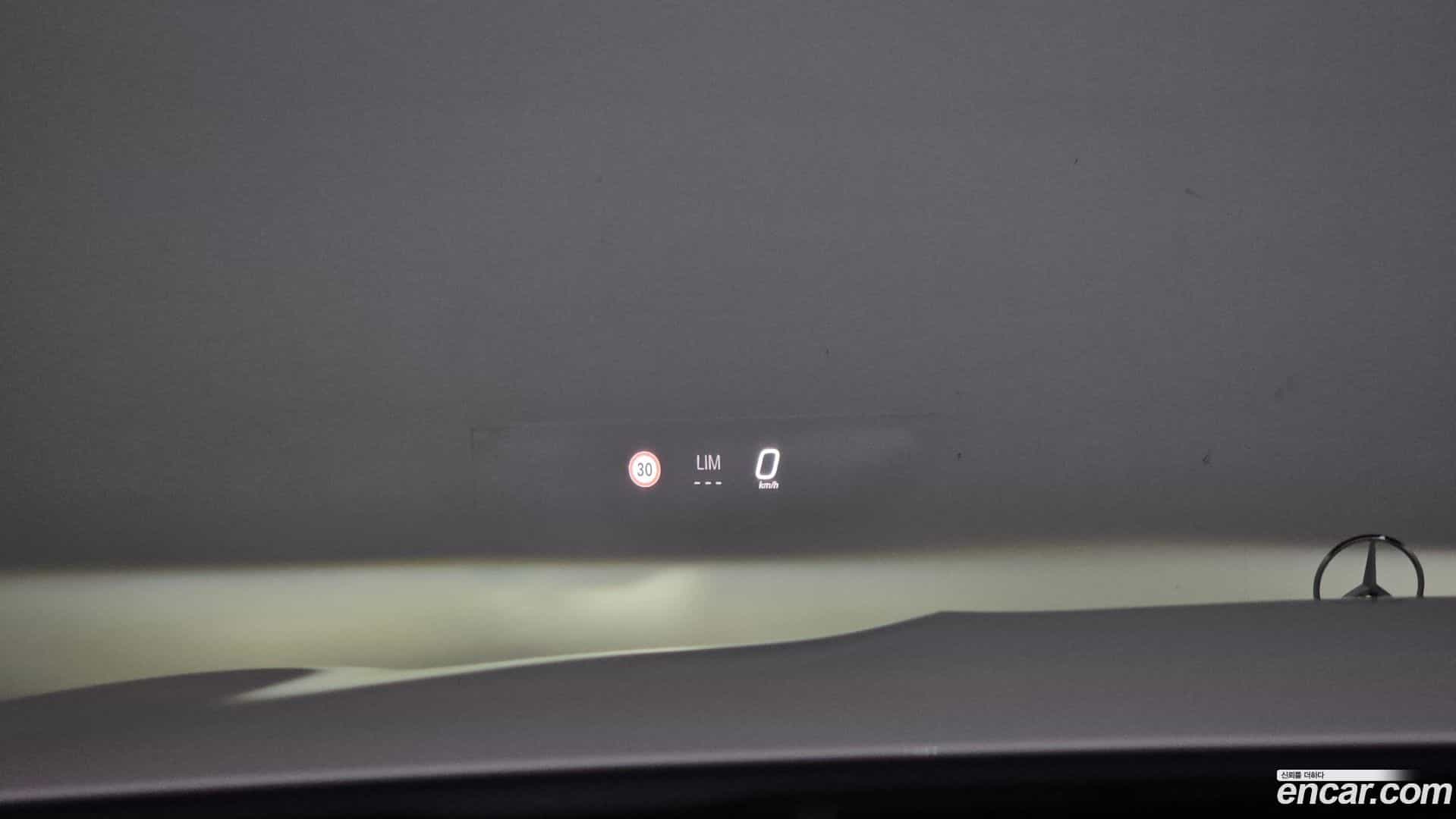 E-Class Mercedes-Benz 2024.4-OPTION-022