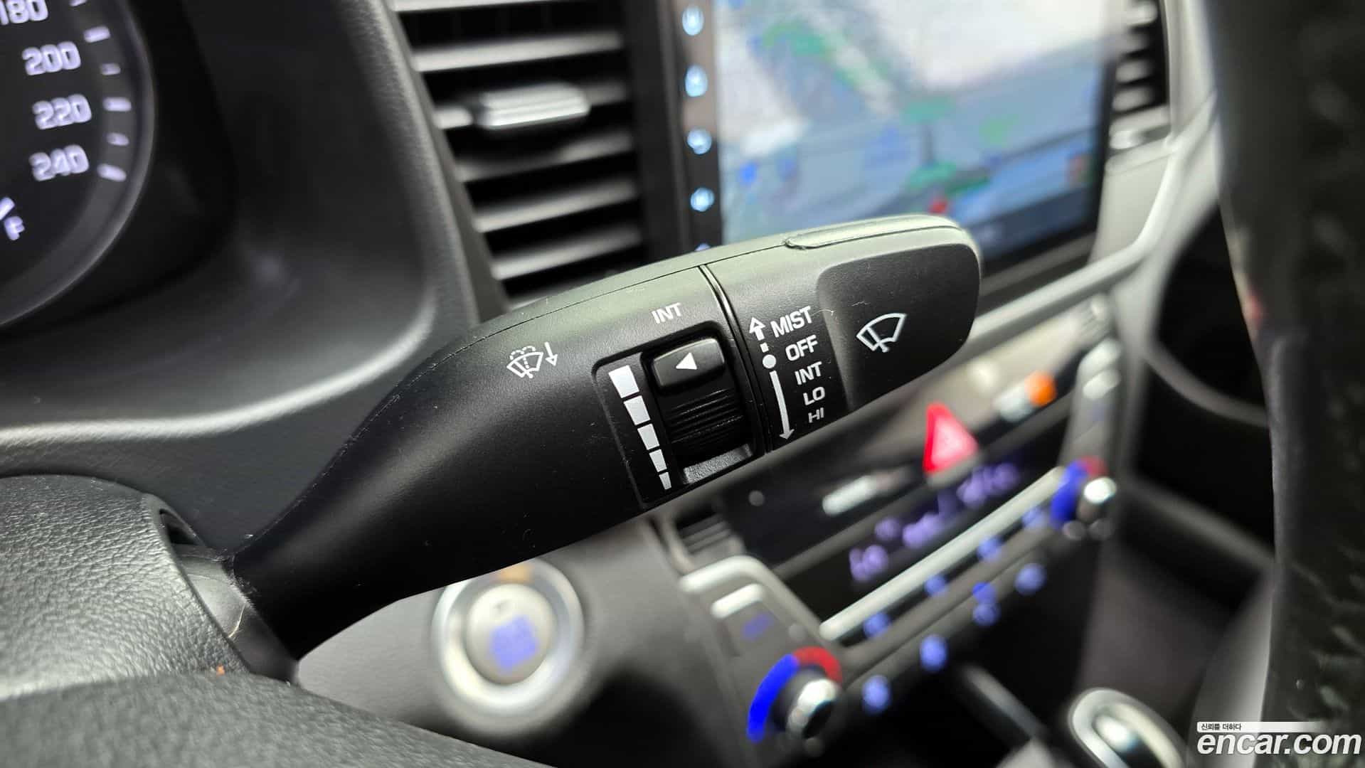 AVANTE Hyundai 2016.5-OPTION-021