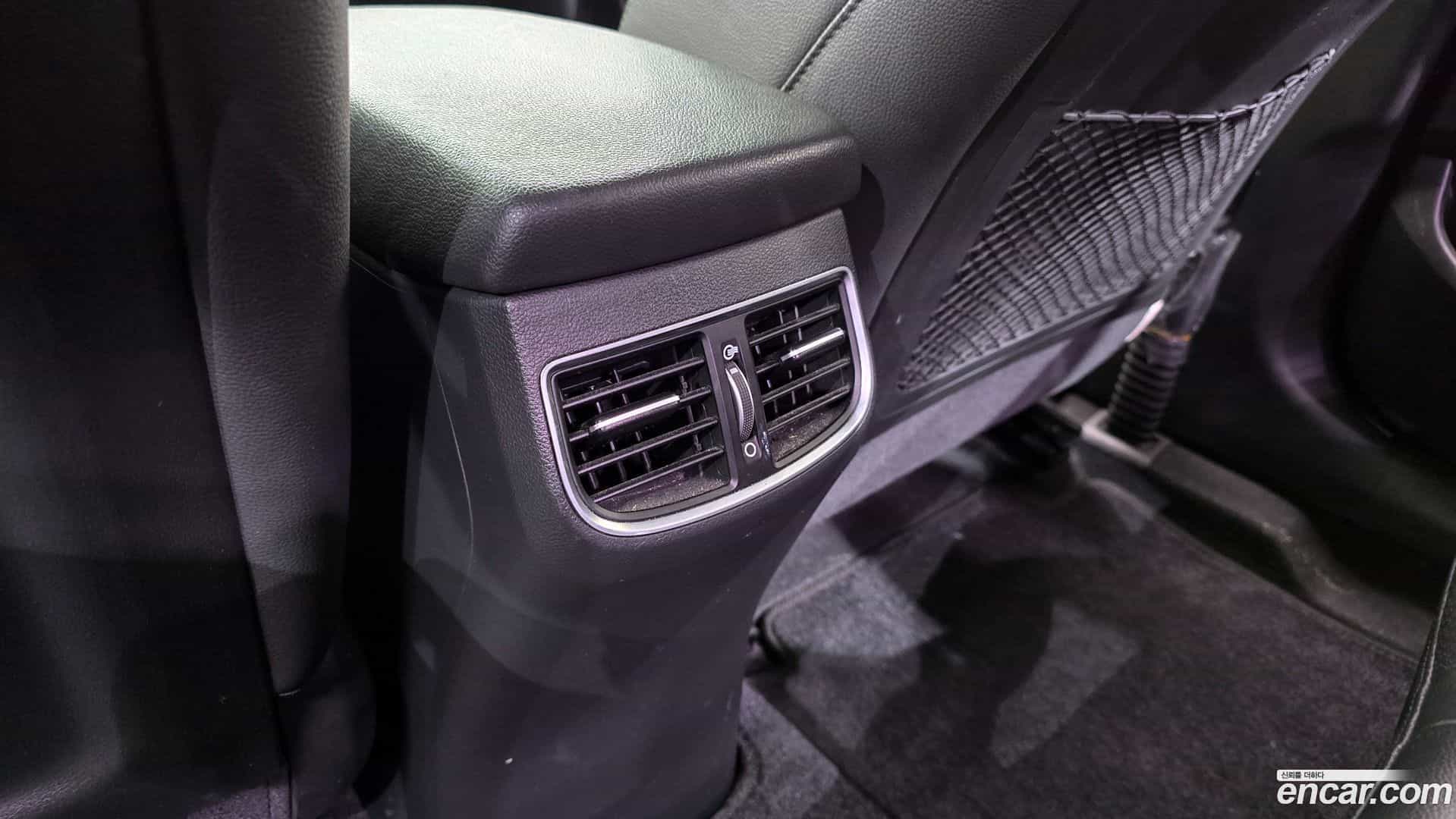 AVANTE Hyundai 2016.5-OPTION-042