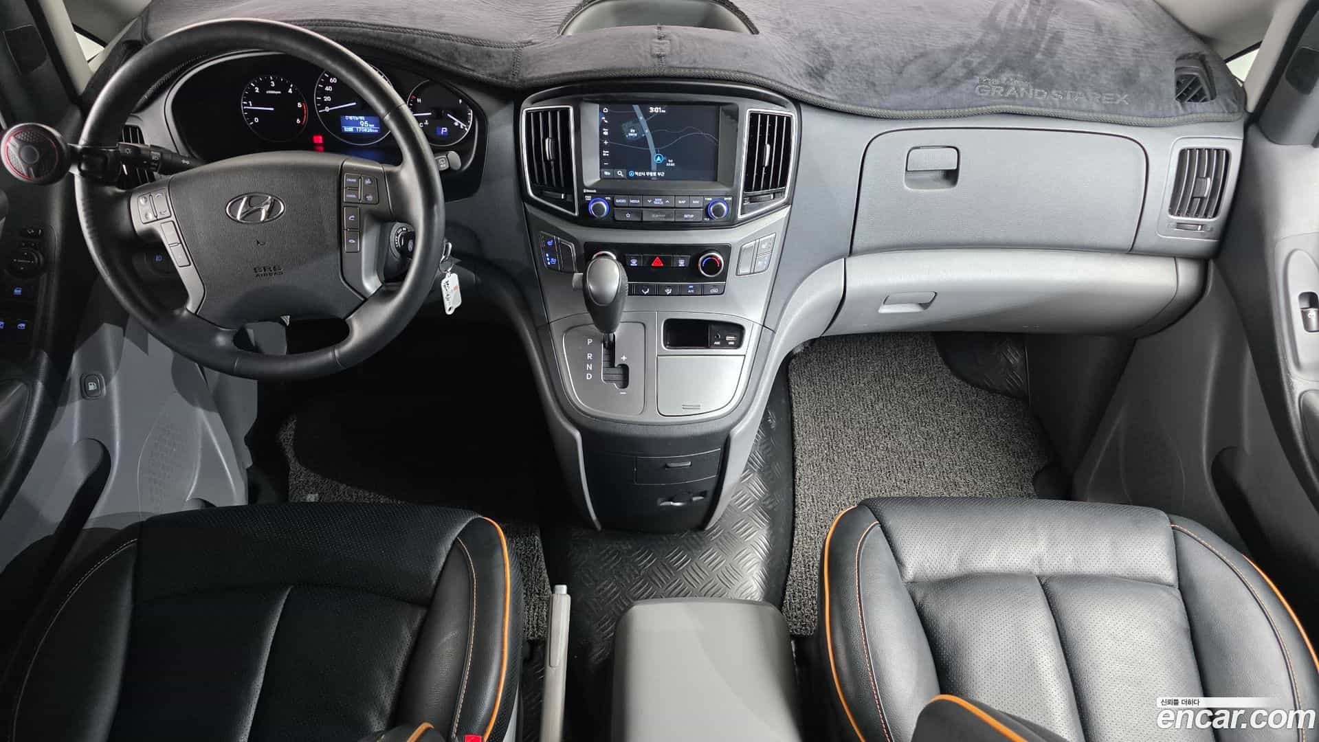 Starex Hyundai 2019.2-INNER-007