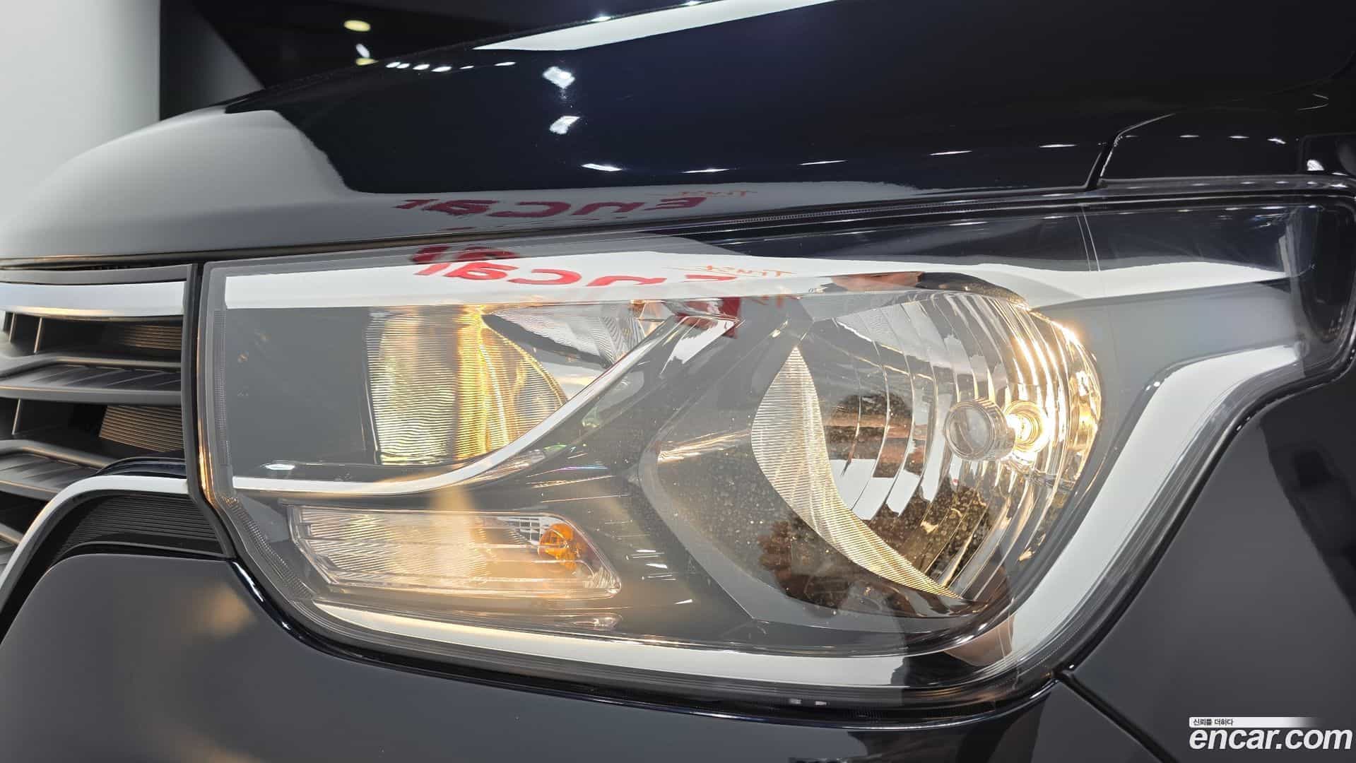 Starex Hyundai 2019.2-OUTER-032